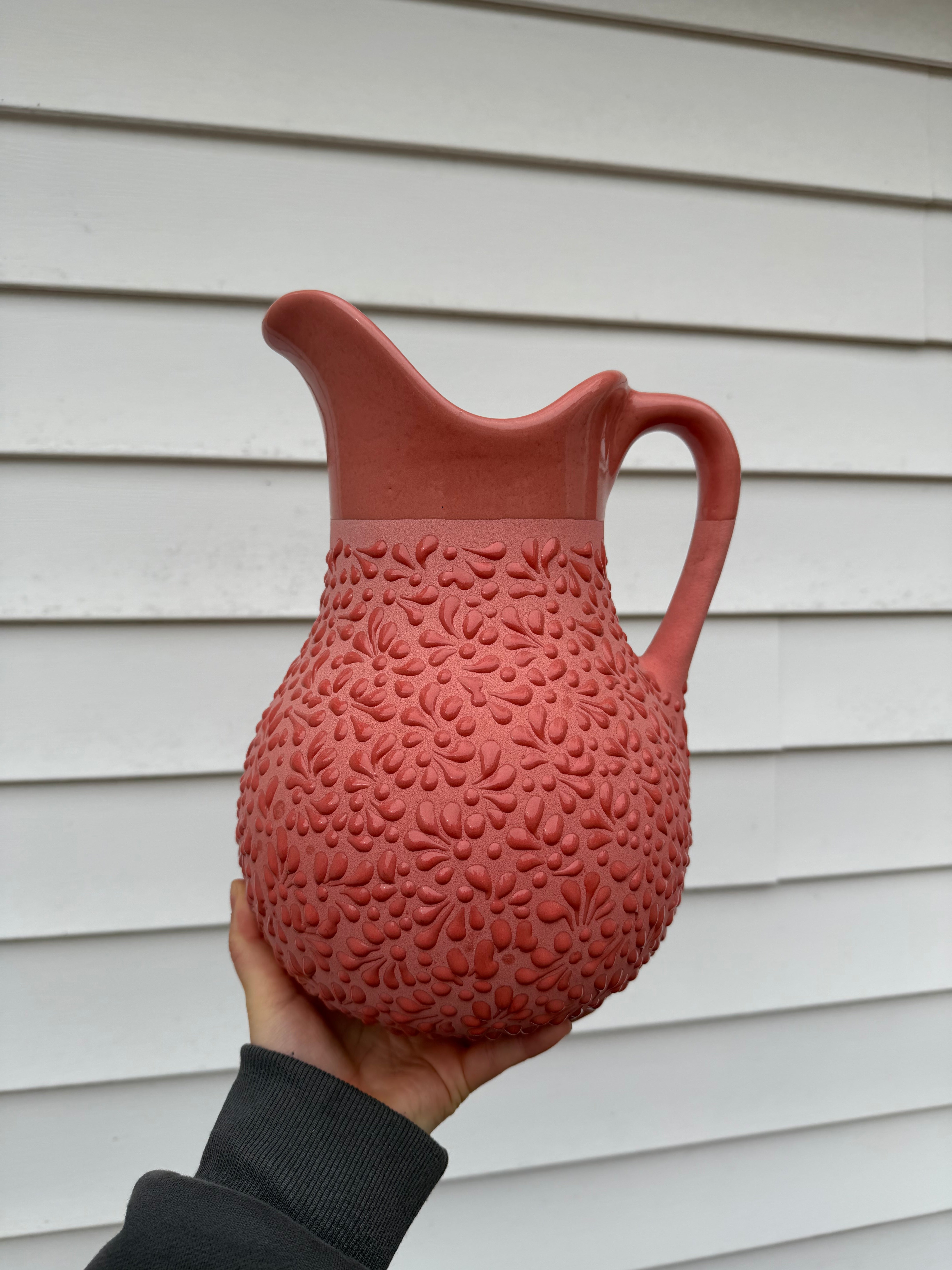 Jarra rosa pintada a mano