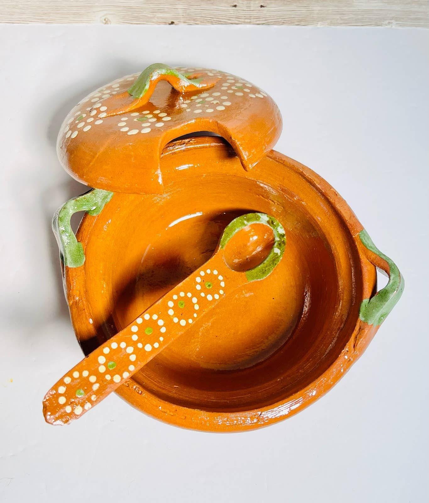 2 Mexican Casseroles 2 Cazuelas de Barro con Tapa