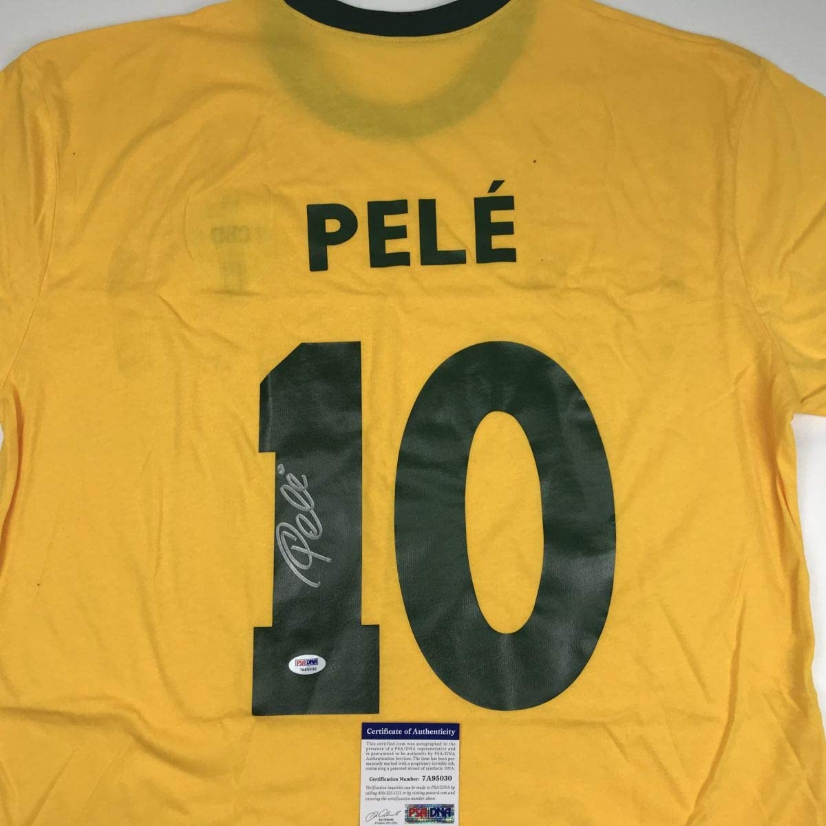 Camiseta de fútbol amarilla de Pelé (Brasil) autografiada/firmada con certificado de autenticidad PSA/DNA Auto #2