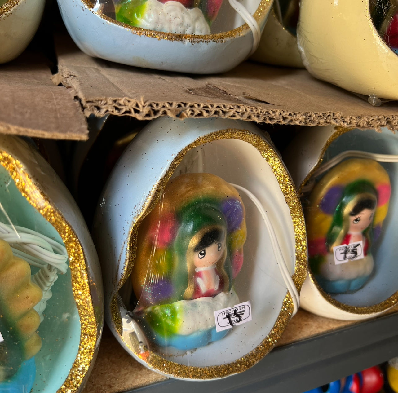 Lámpara de noche Huevito Virgencita