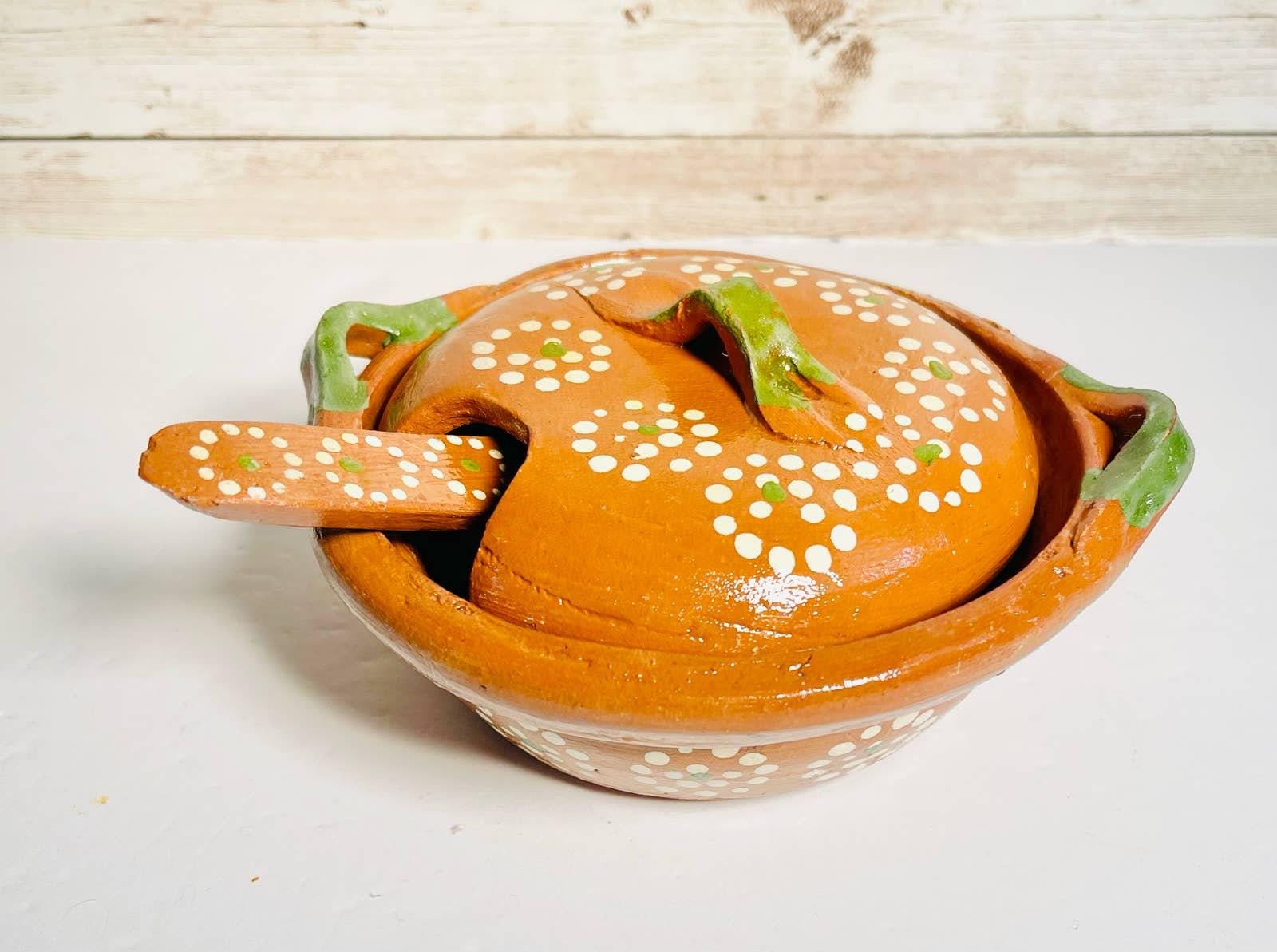 2 Mexican Casseroles 2 Cazuelas de Barro con Tapa