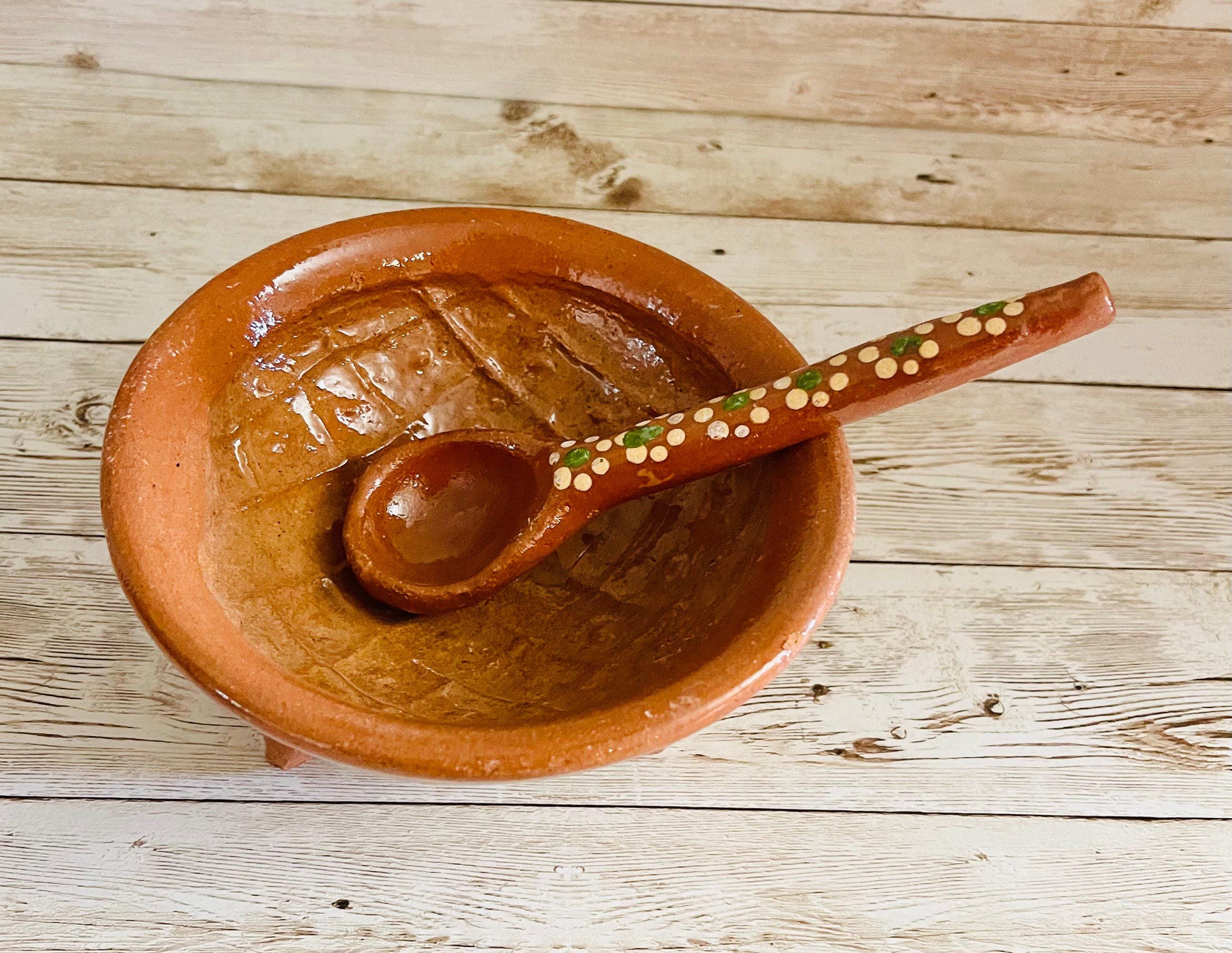 Authentic Mexican Molcajete with Spoon Molcajete Mexicano de Barro con Cuchara