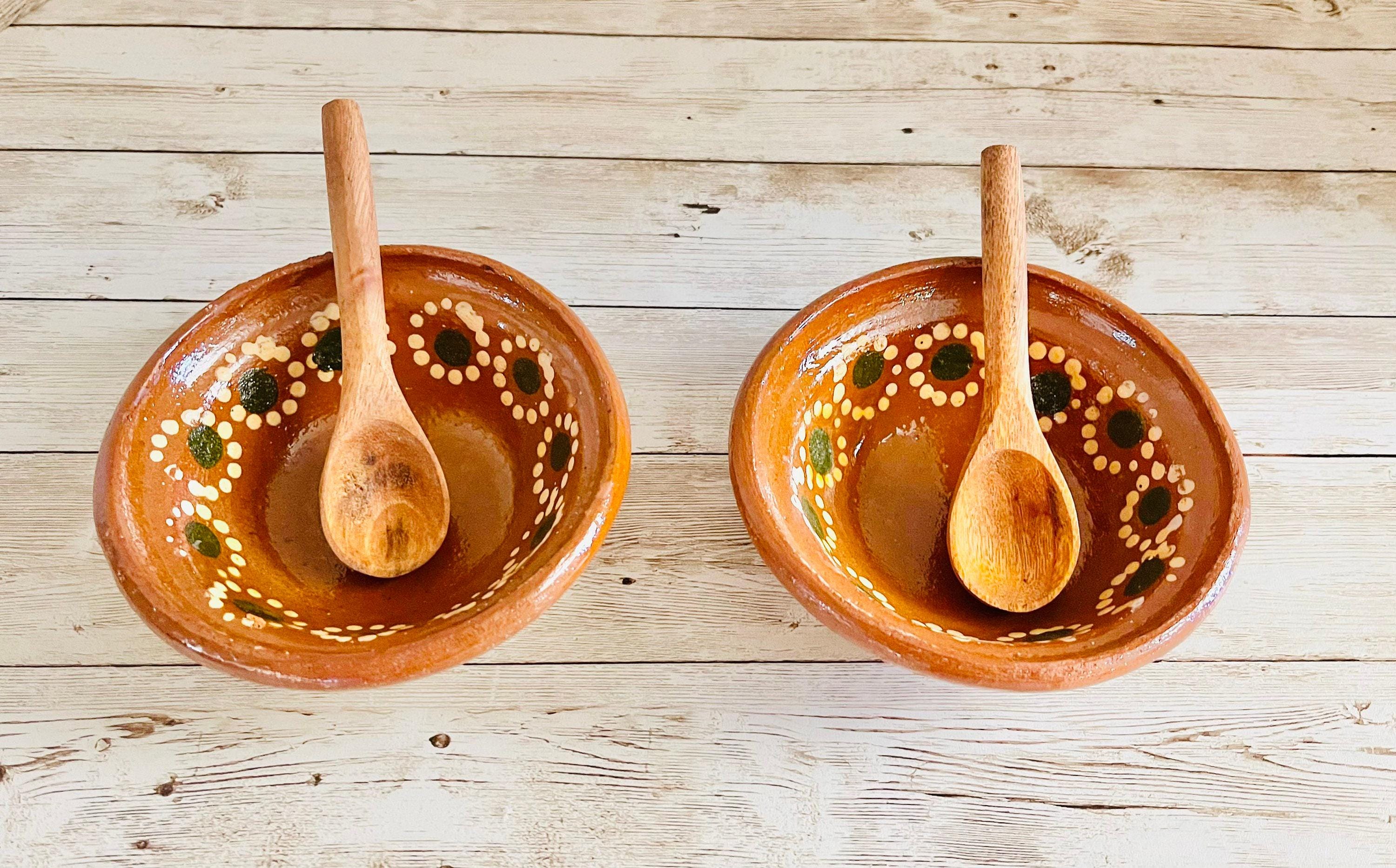 2x Mexican Terra Cota Bowls with Wood Spoon Salsero de Barro con 2 Cucharas de Madera