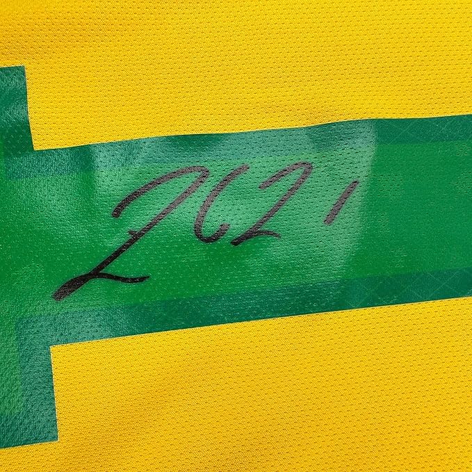 Camiseta de fútbol amarilla de Brasil de 35x39, enmarcada, autografiada/firmada por Rodrygo Silva de Goes, con certificado de autenticidad (COA) de Beckett BAS