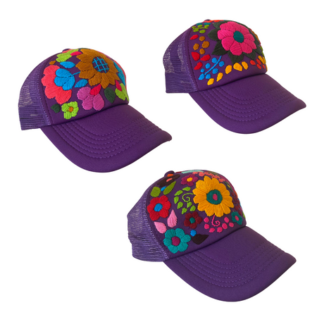Gorra trucker Tulum bordada a mano con flores - México