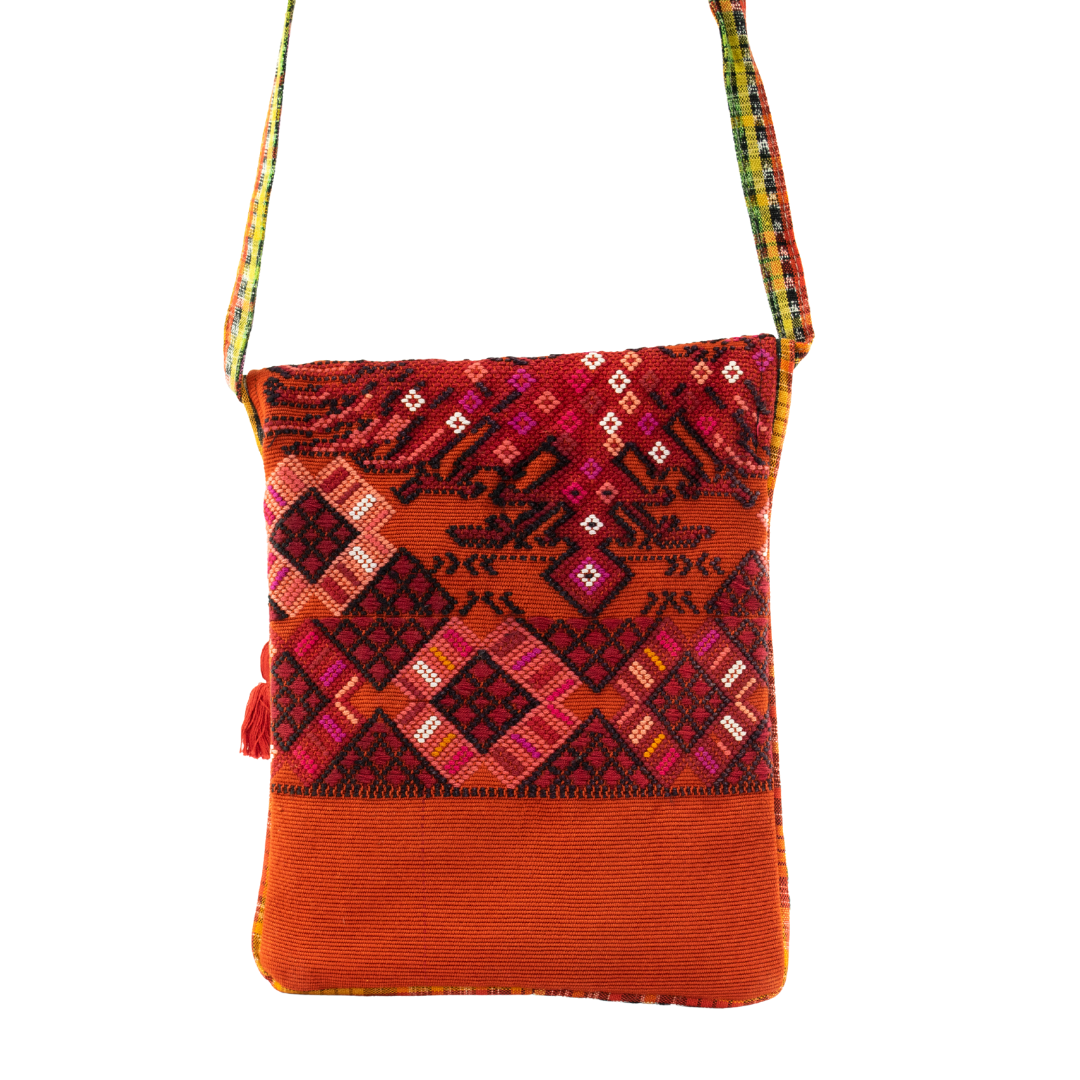 Bandolera de huipil reciclado única - Guatemala