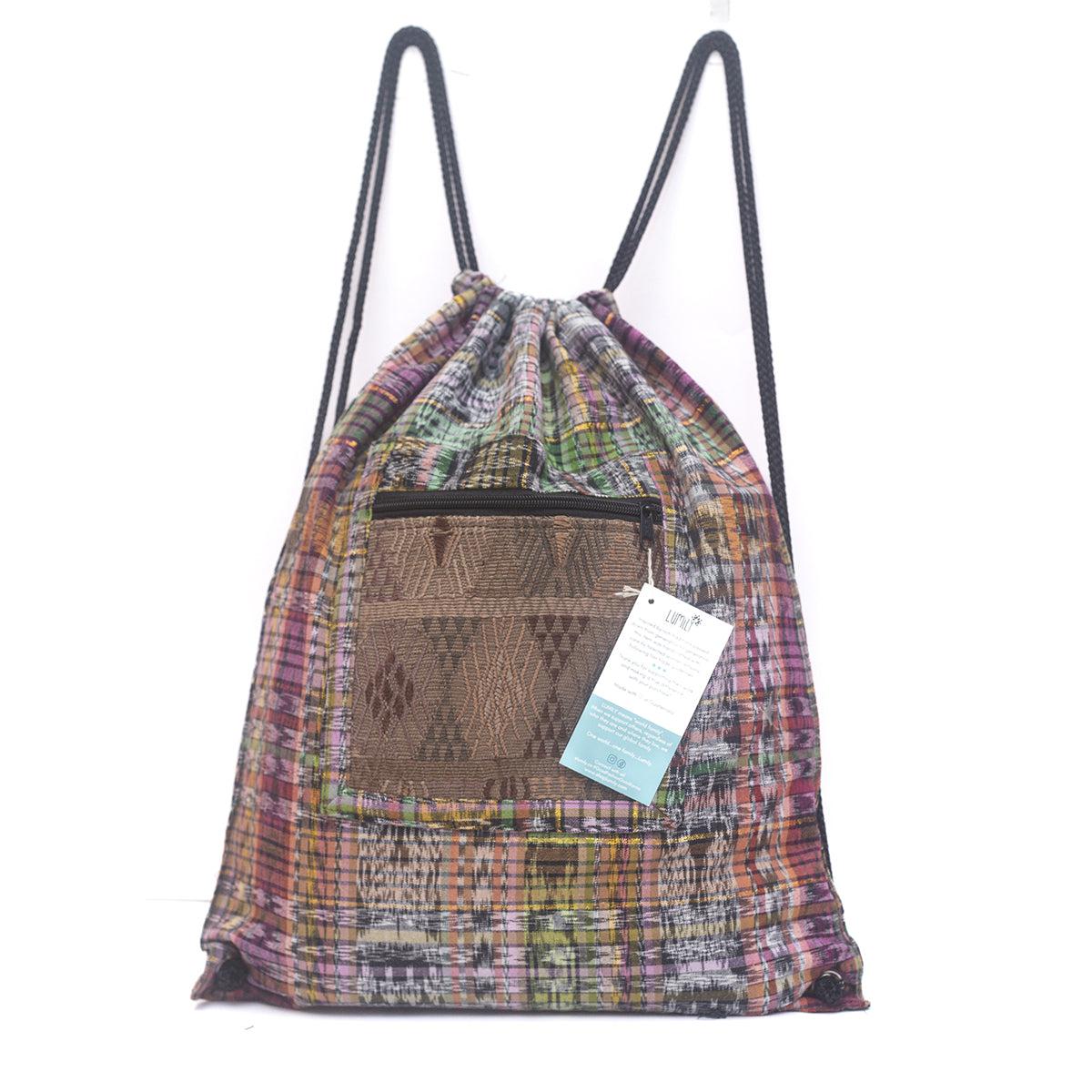 Mochila Salsa Upcycled Corte - Artesanía guatemalteca única