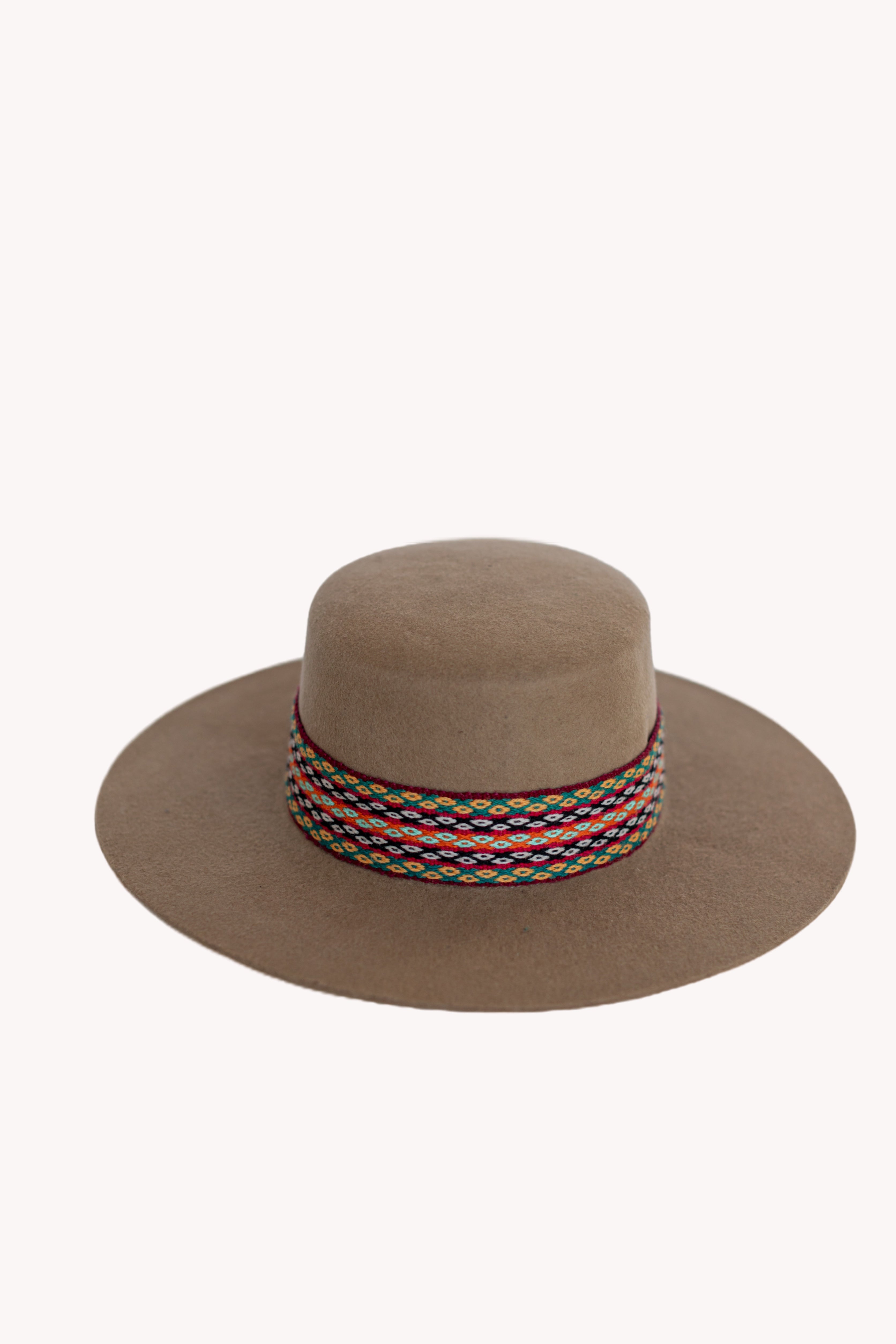 Sombrero español beige