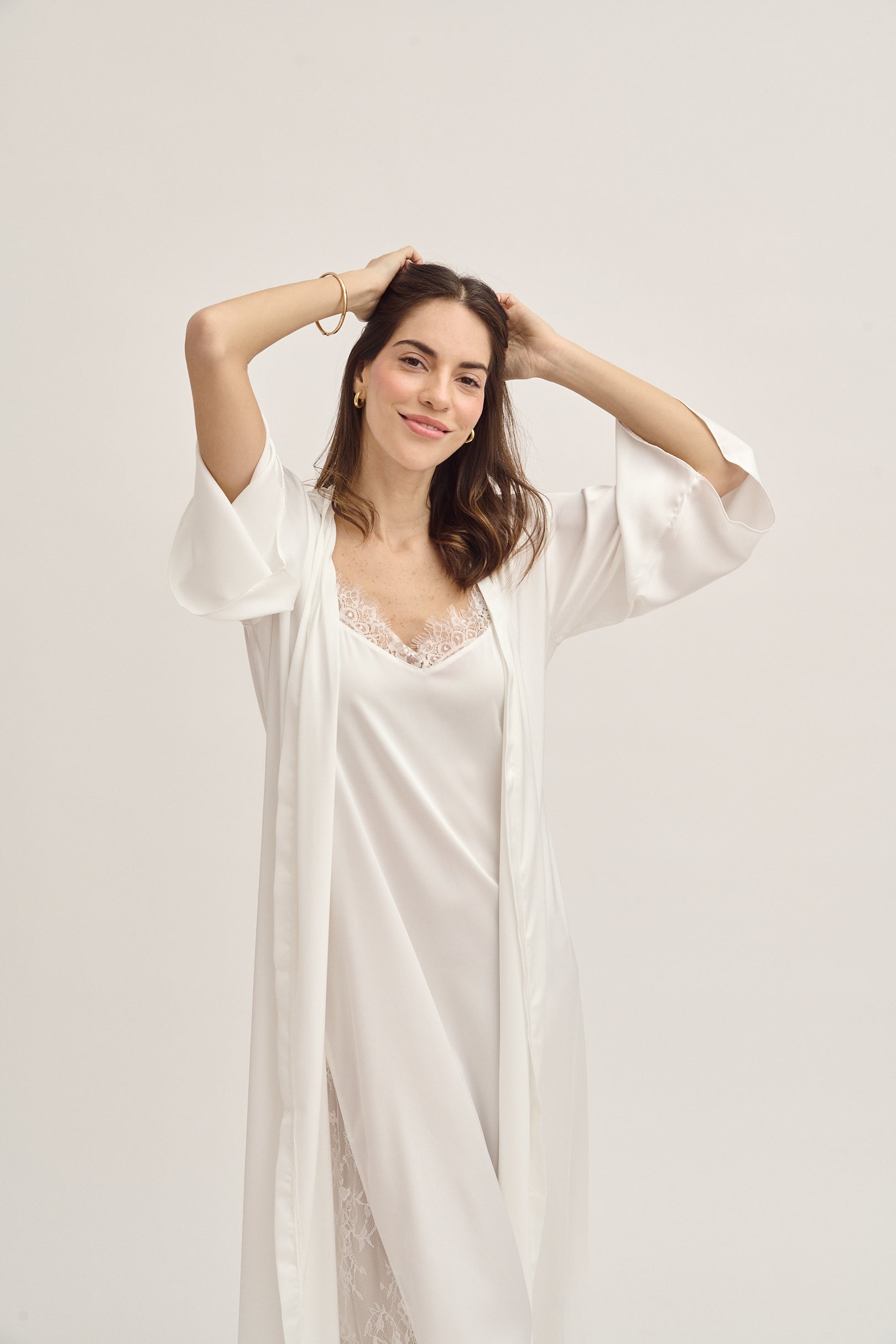 Conjunto nupcial de kimono y vestido de seda lavable