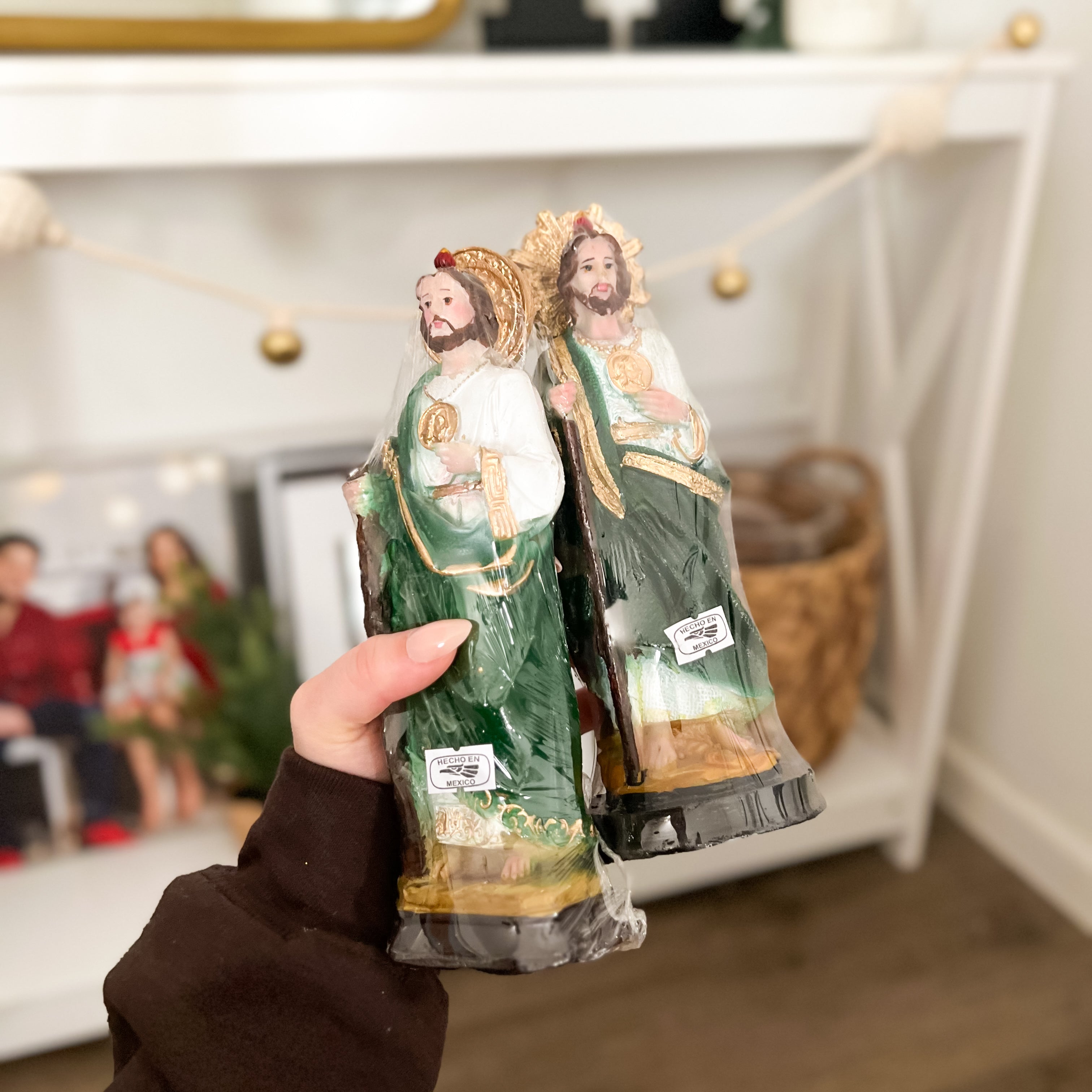 Estatua pequeña de San Judas