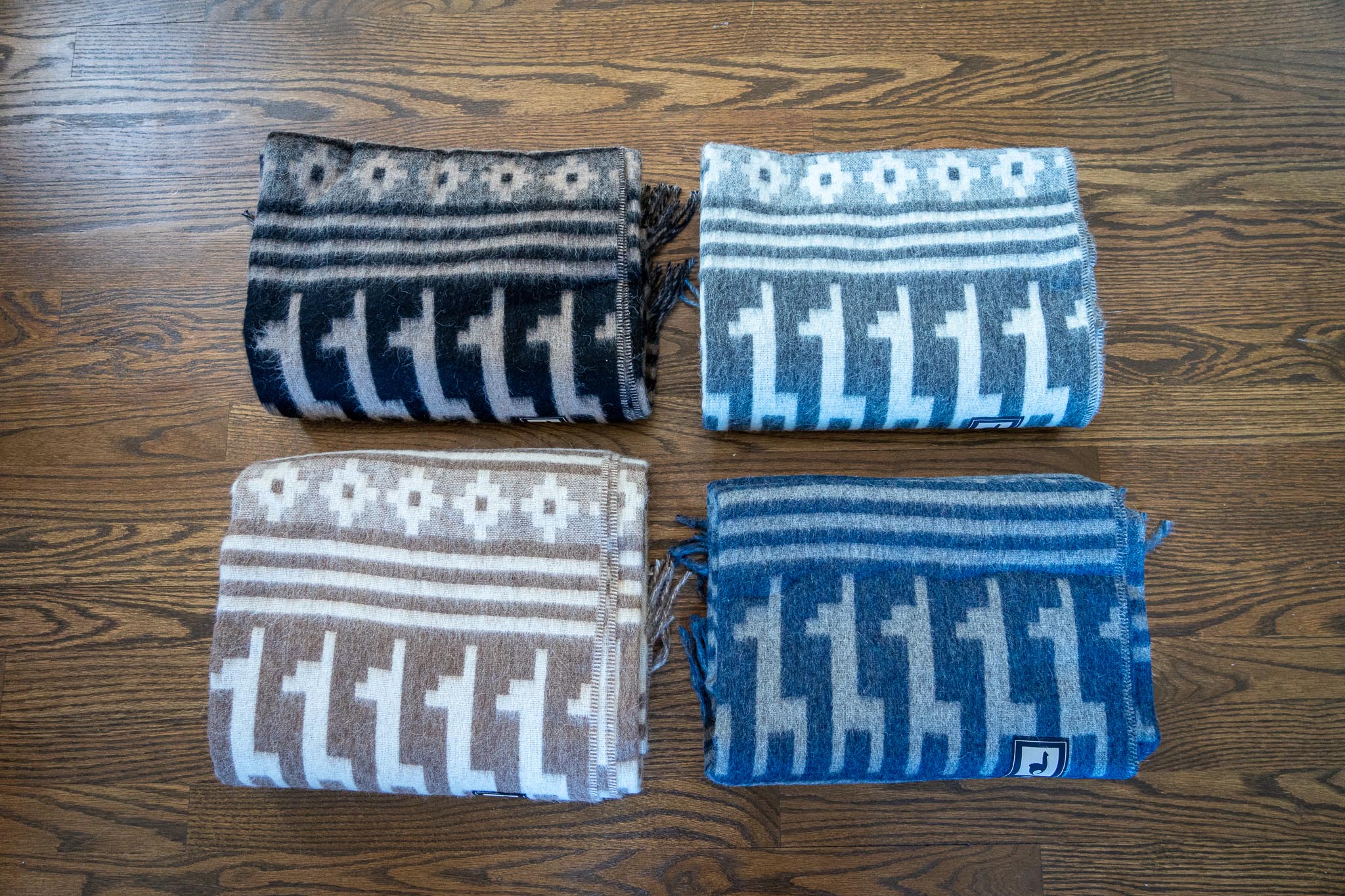 Manta de lana de alpaca — Diseño de alpaca