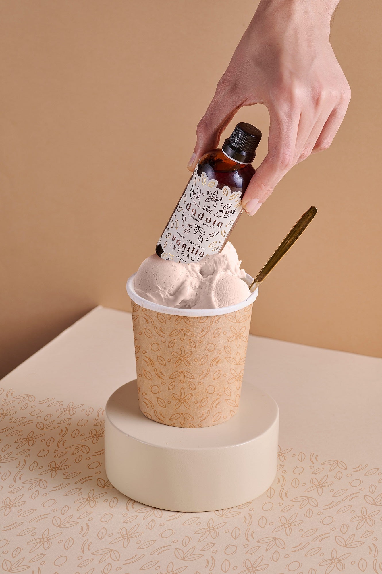Pure Tahitian Vanilla Extract – Small-Batch