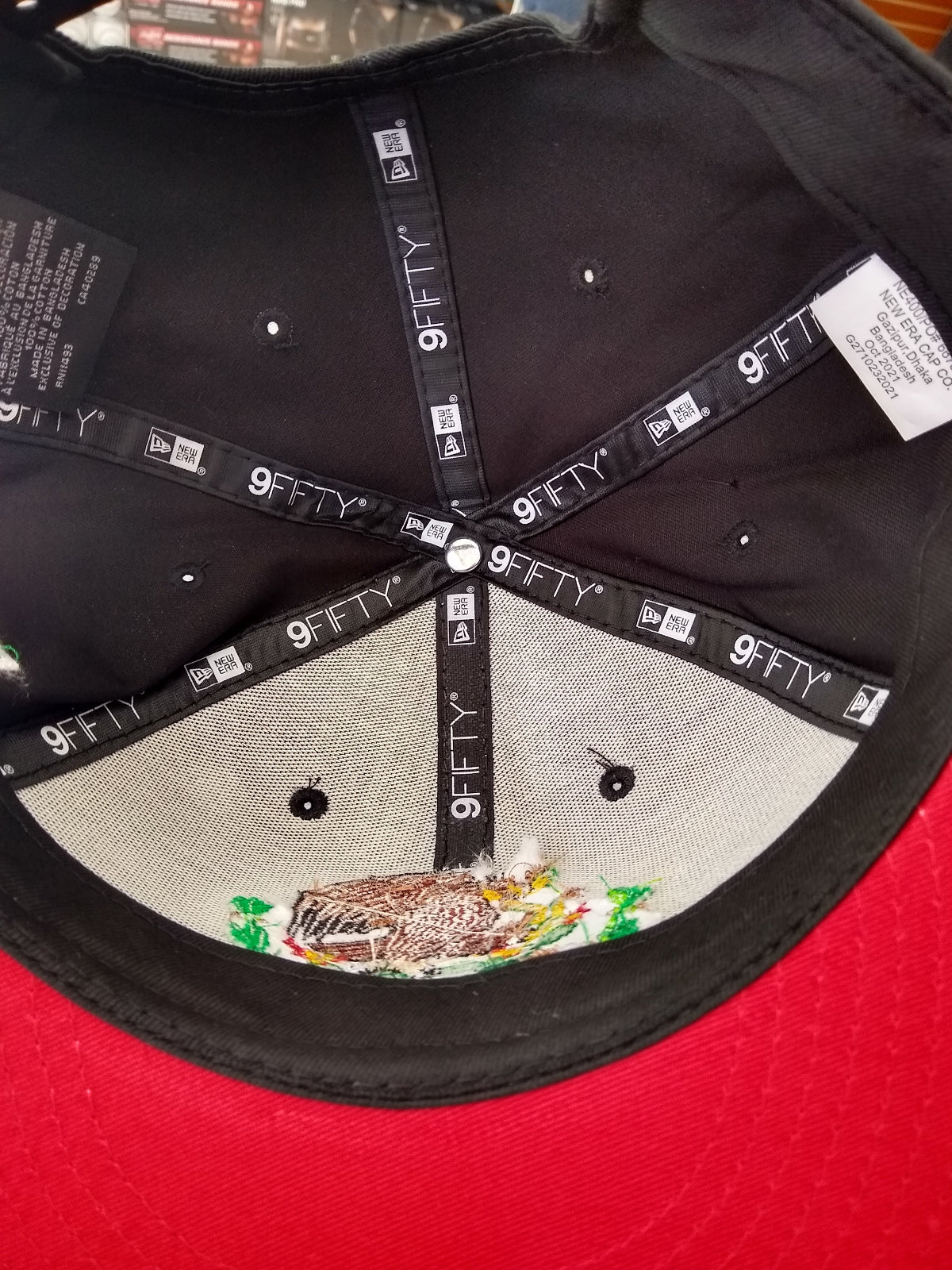 Gorra Snapback México Negra con Escudo Bordado y Bandera - Roja