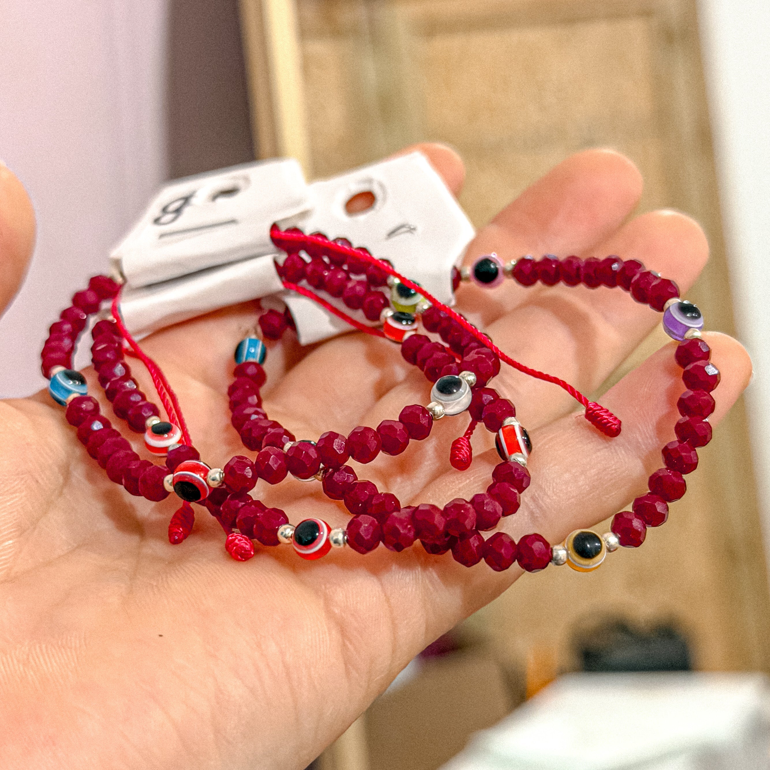 Pulsera Roja de Protección contra el Mal de Ojo