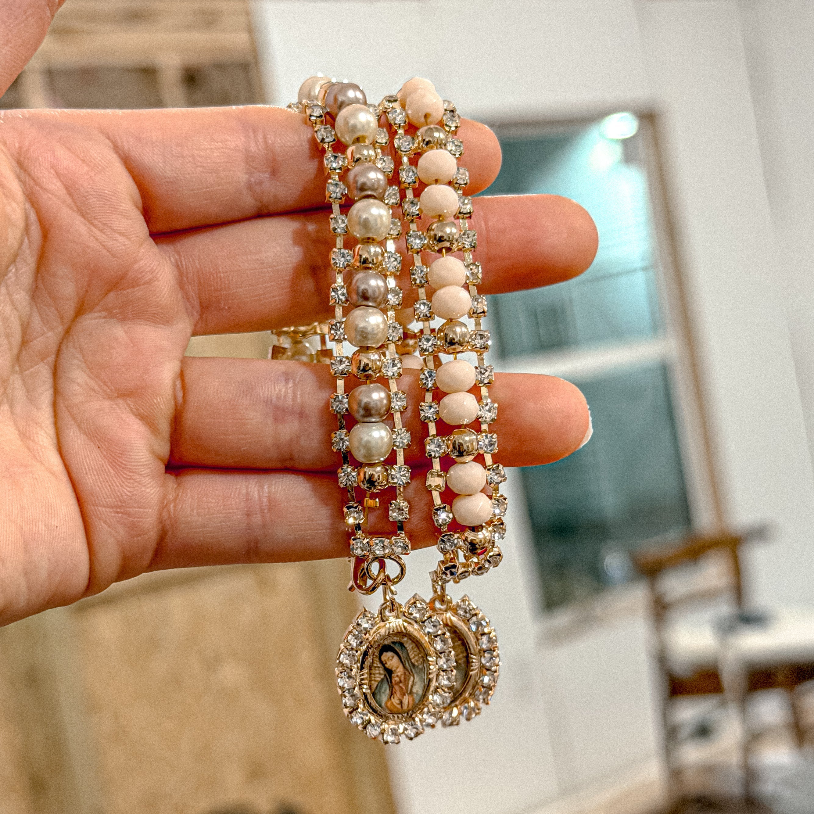 Pulsera de oro de la Virgencita Pulsera no ajustable con cierre de pinza