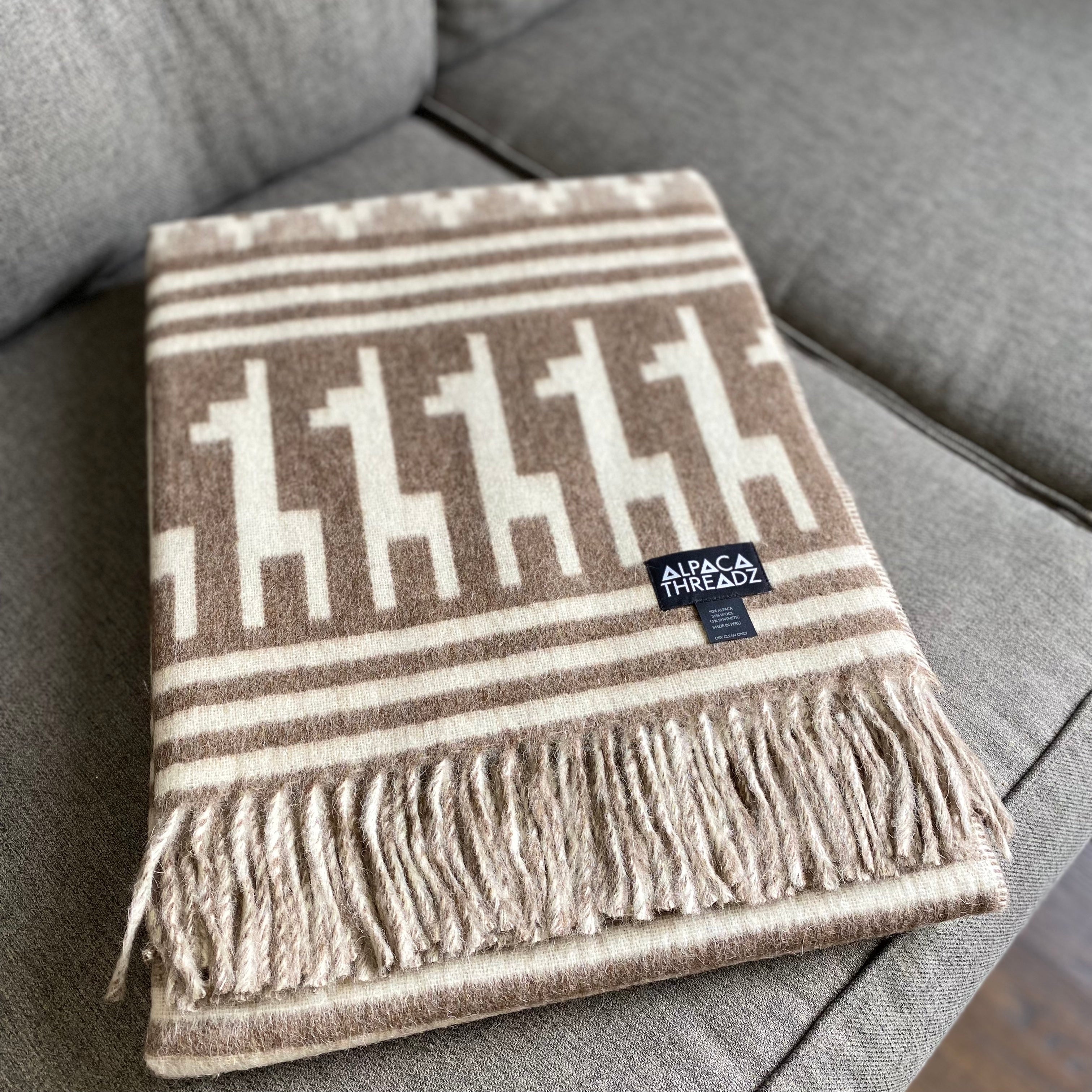 Manta de lana de alpaca — Diseño de alpaca