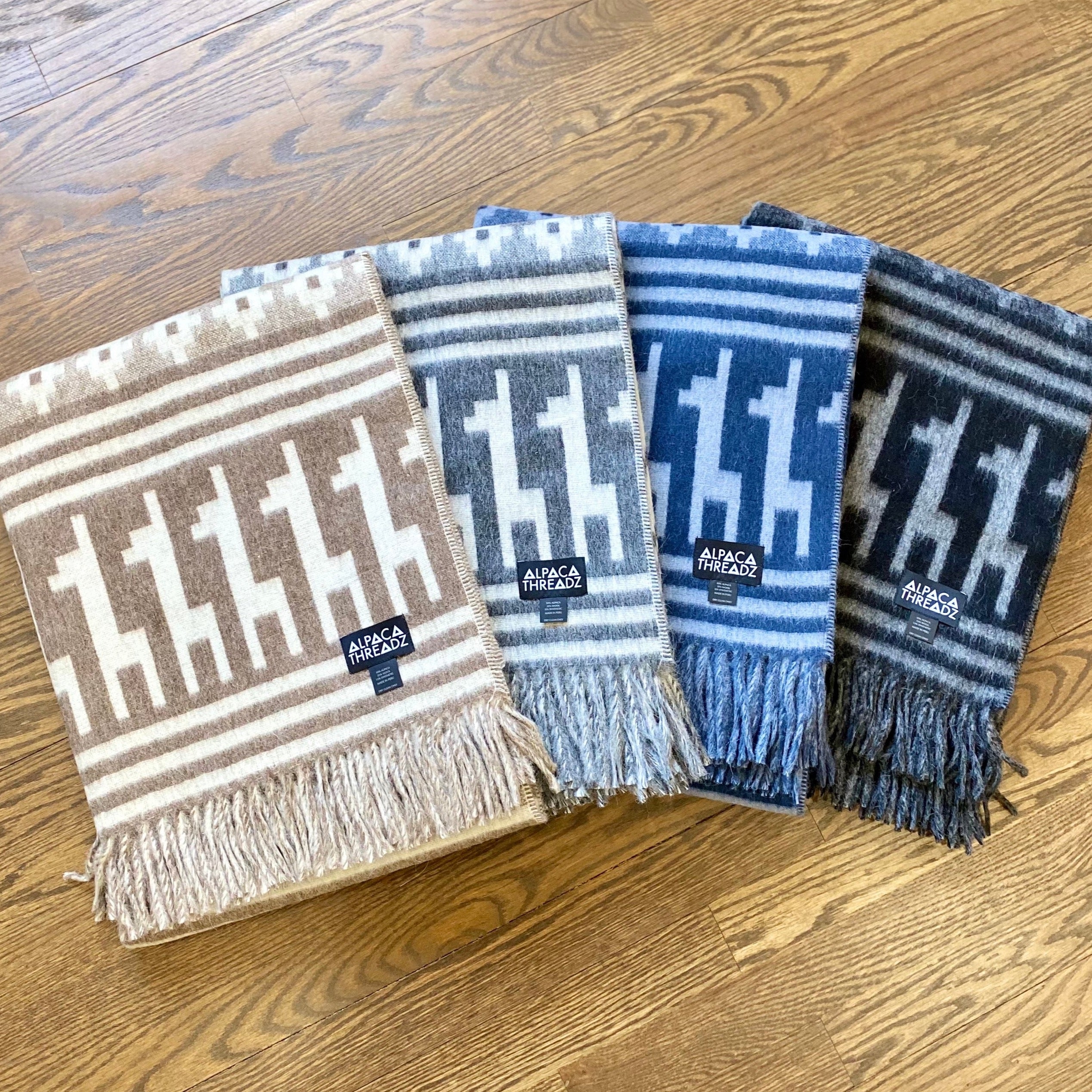 Manta de lana de alpaca — Diseño de alpaca