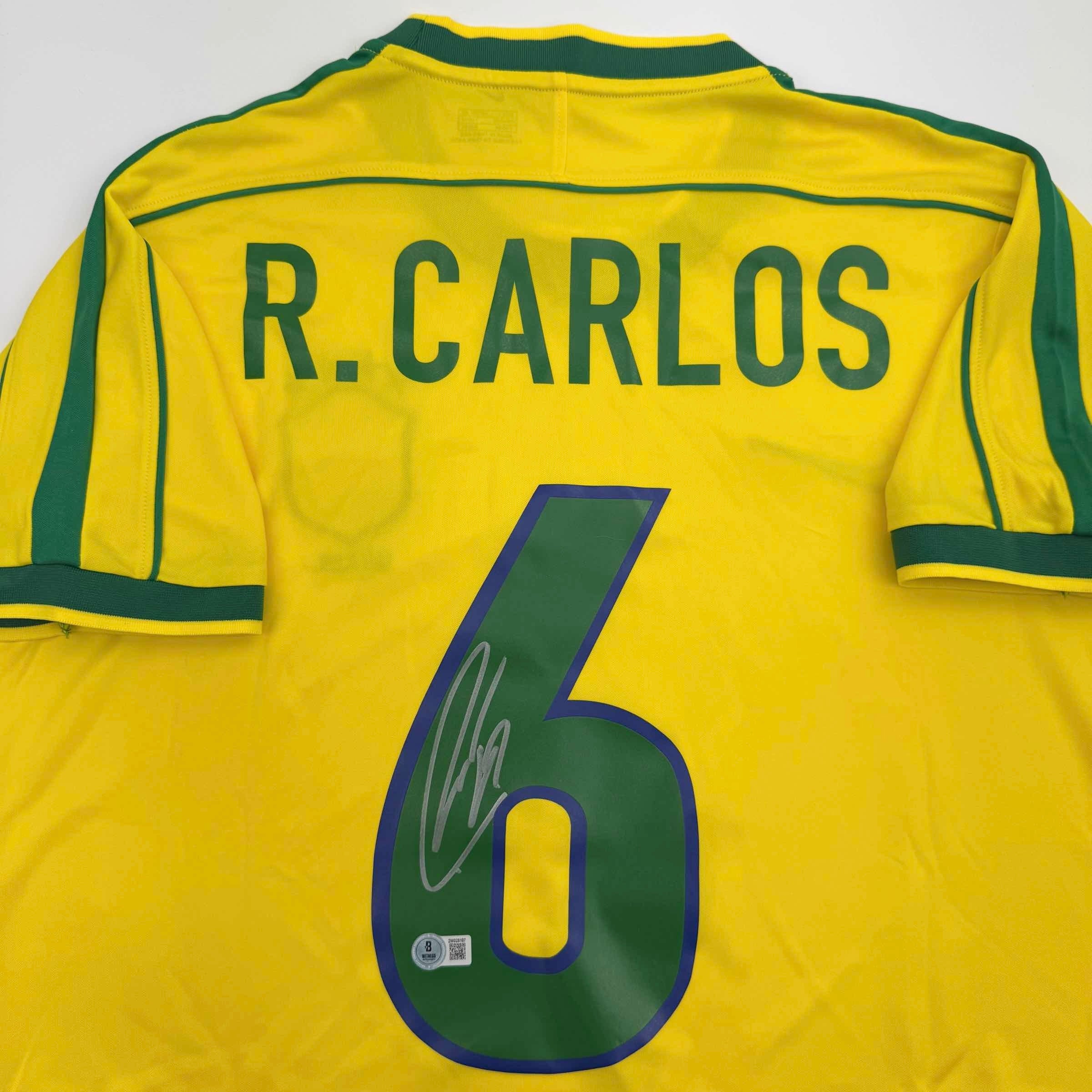 Camiseta de fútbol amarilla de Brasil autografiada/firmada por Roberto Carlos Beckett BAS COA