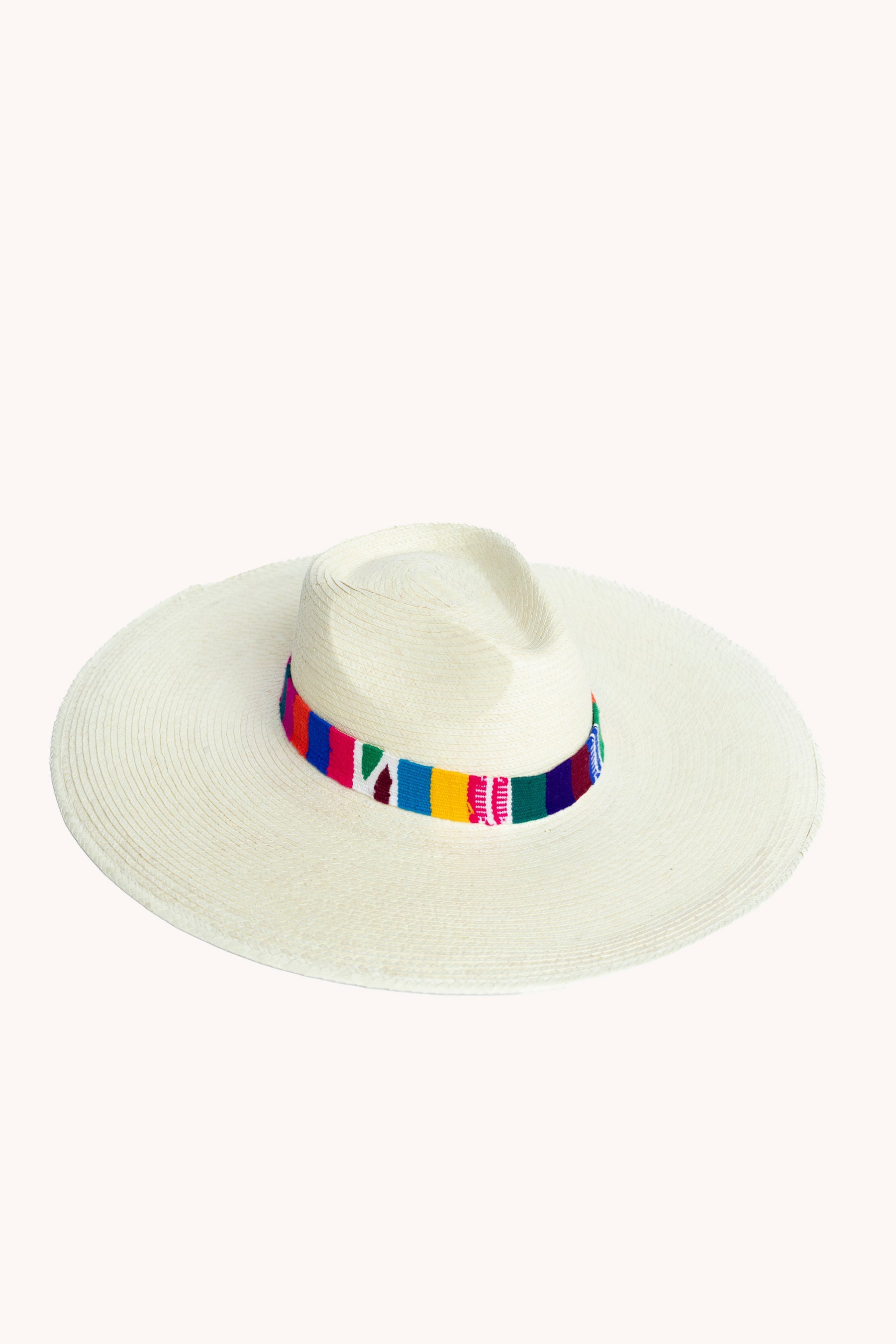 Sombrero vaquero de palma blanca de ala ancha