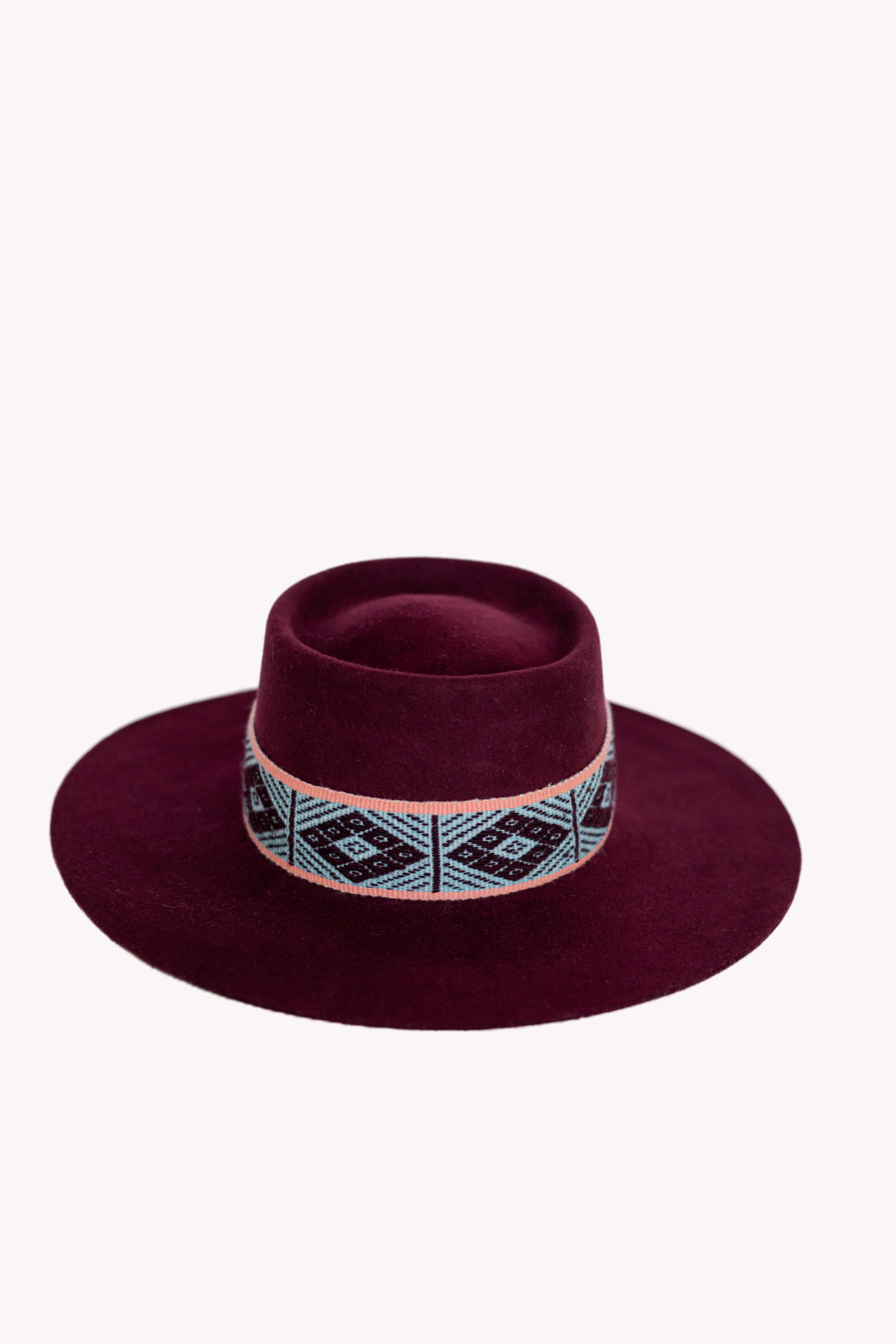 Gorro de pescador granate