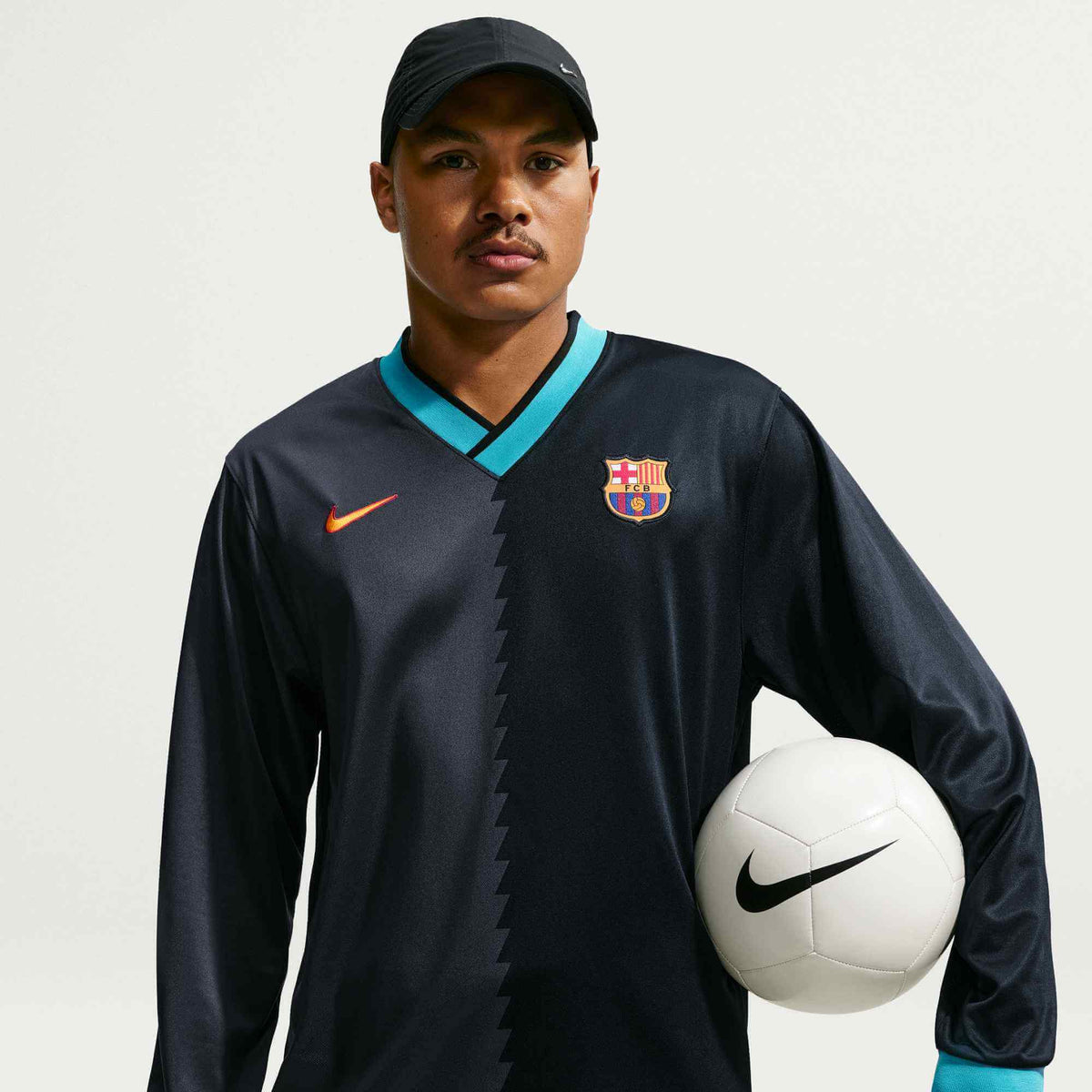Nike 2026-27 Barcelona Men's Energy Third Long-Sleeve Soccer Jersey
