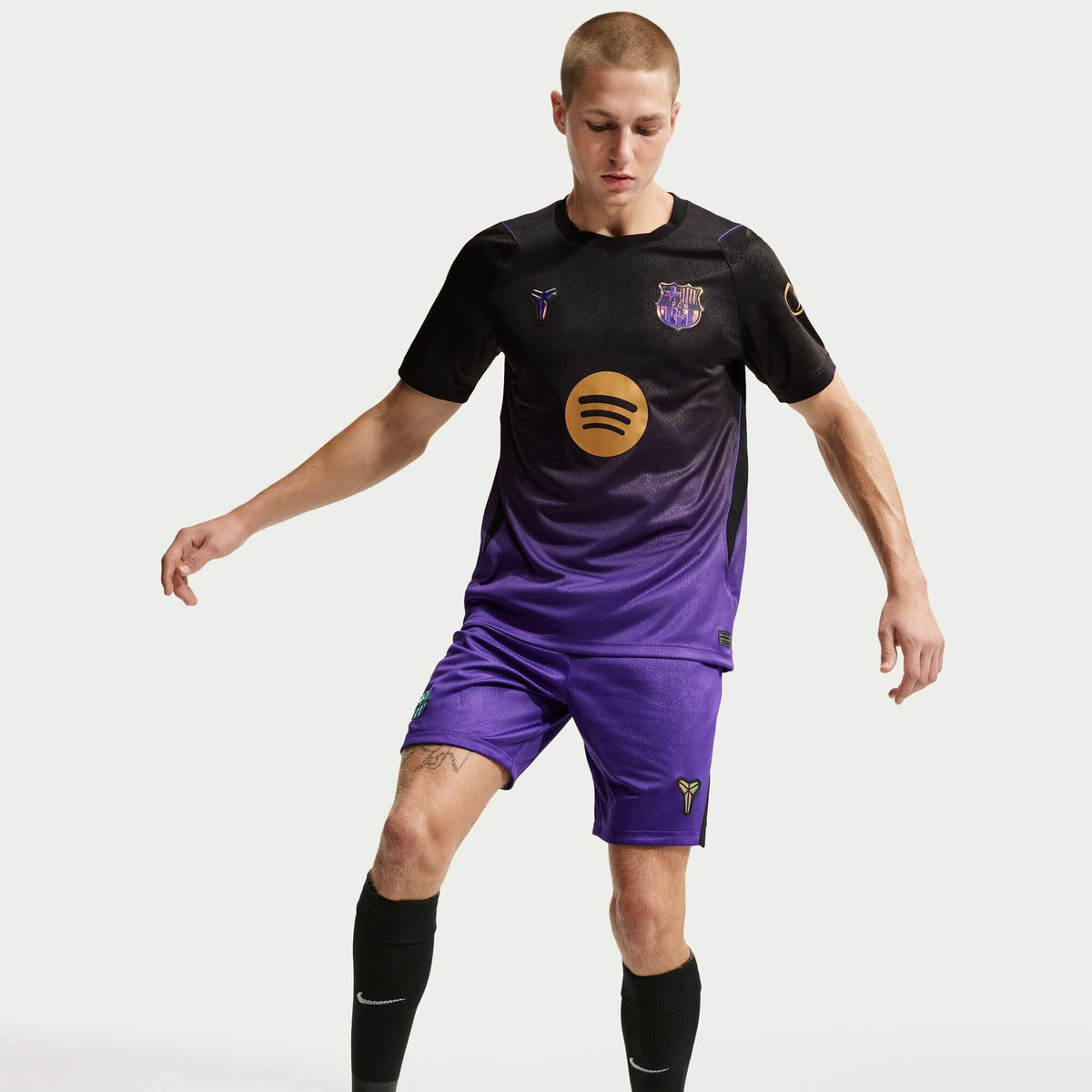 Nike 2026-27 FC Barcelona Stadium Away Shorts