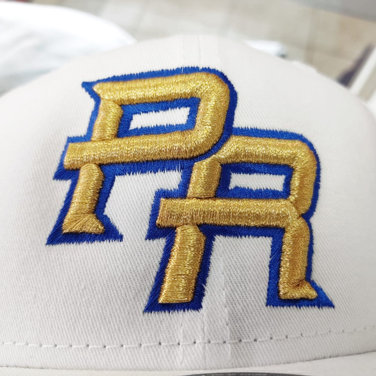 Gorras Snapback de Puerto Rico Blancas/Oro M.