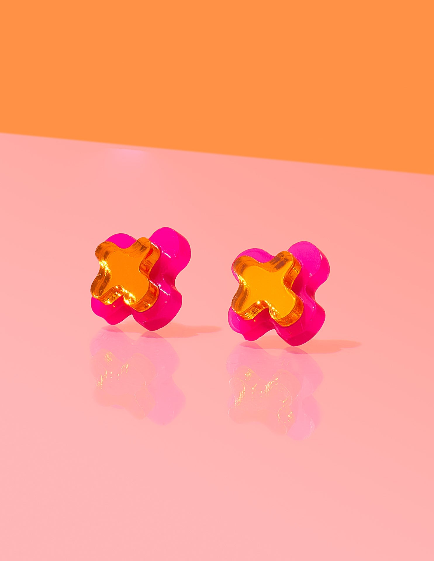Pendientes con forma de gota abstracta