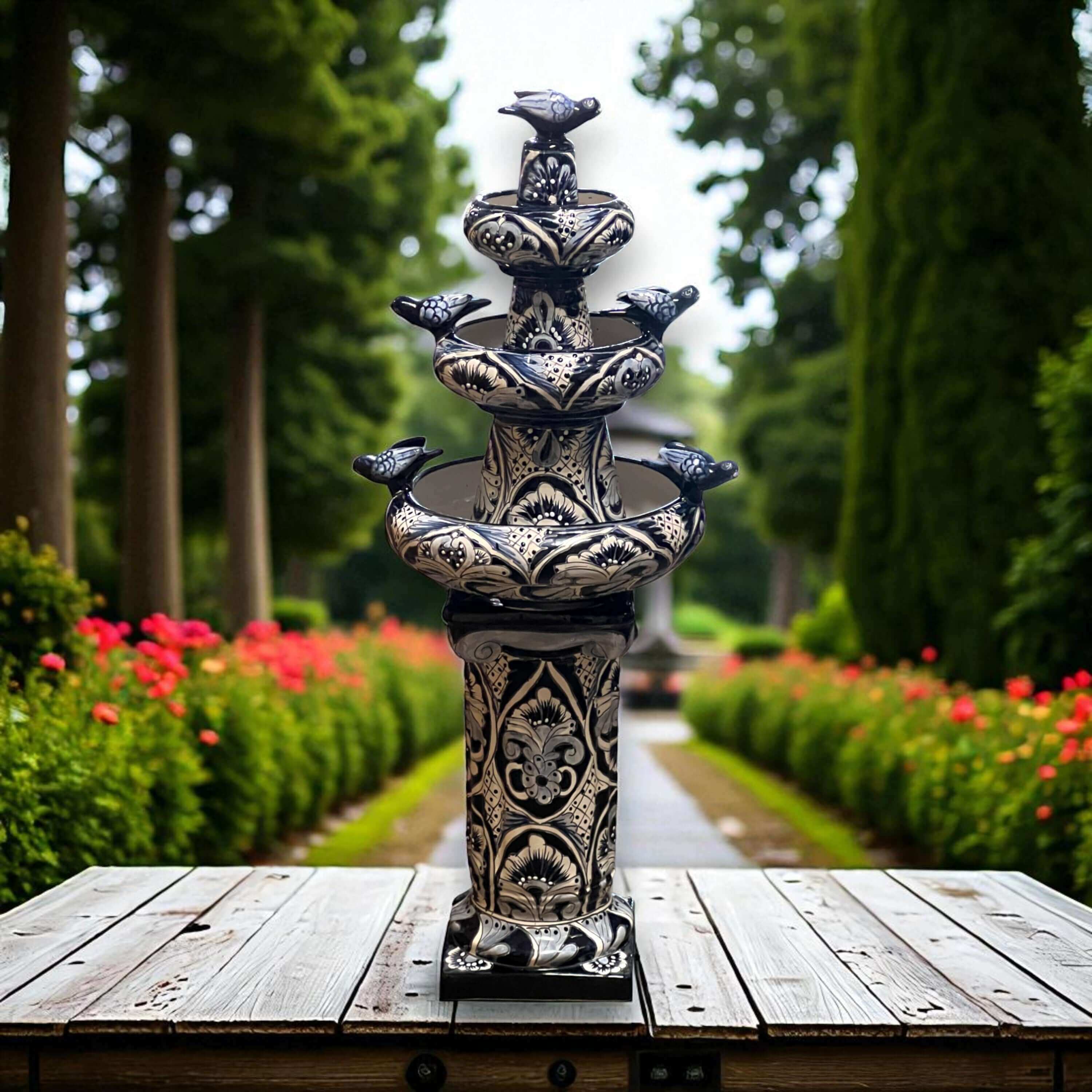 Fuente Talavera azul y blanca | Auténtica fuente de agua de cerámica mexicana