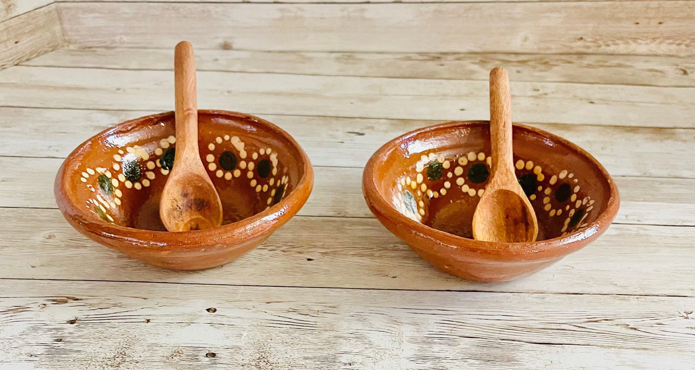 2x Mexican Terra Cota Bowls with Wood Spoon Salsero de Barro con 2 Cucharas de Madera