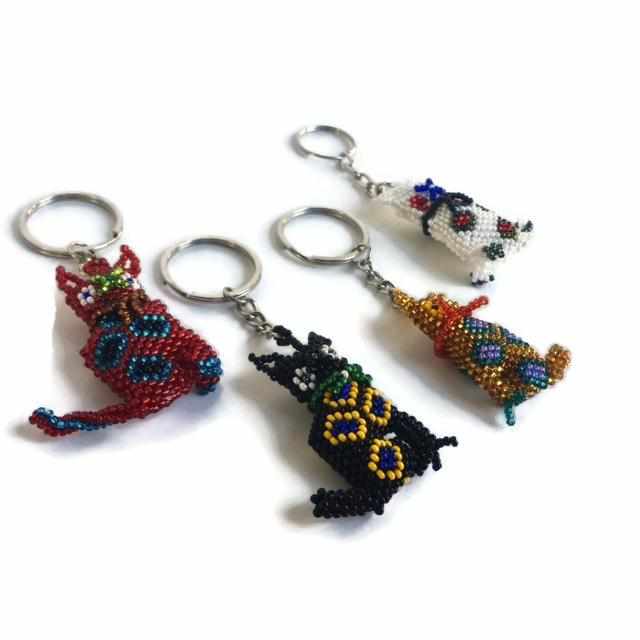 Llavero Artesanal de Gato con Cuentas de Semilla - Guatemala