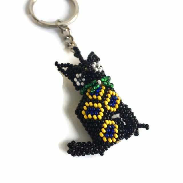 Llavero Artesanal de Gato con Cuentas de Semilla - Guatemala