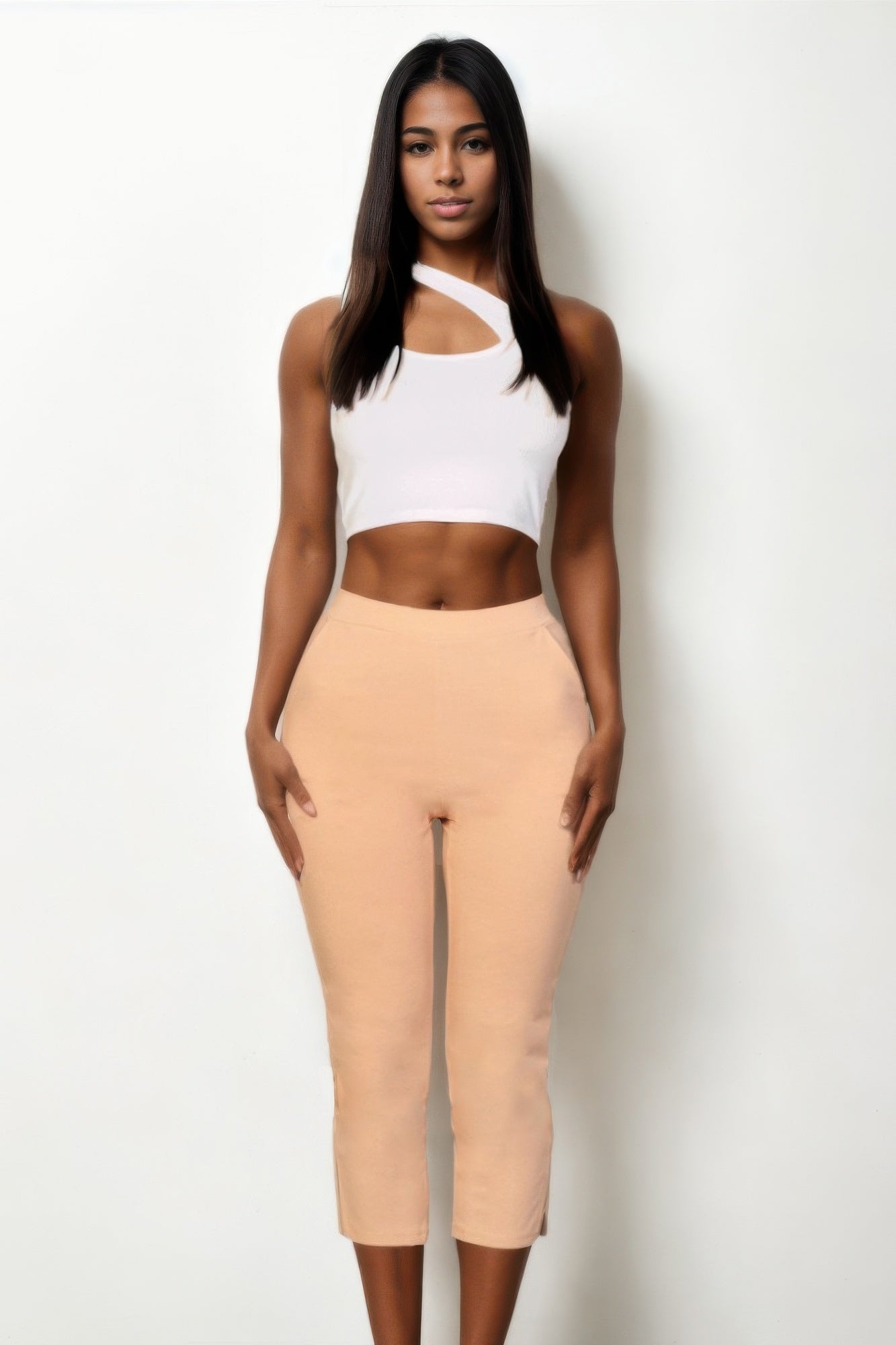 Cropped Pants for Women - Comfortable Travel Essential