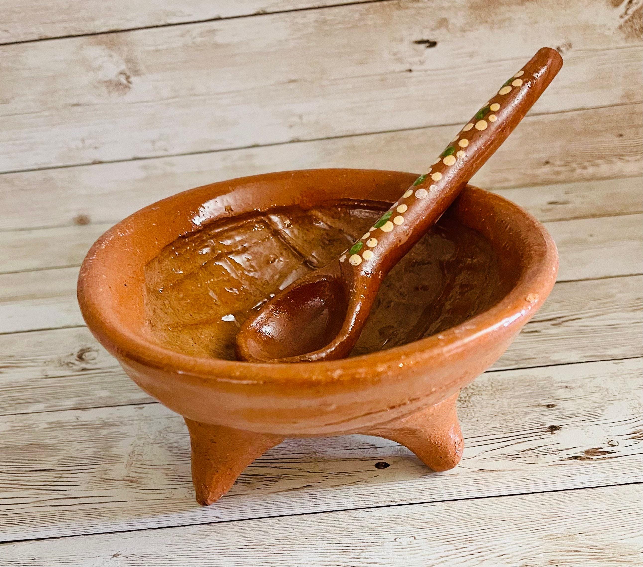 Authentic Mexican Molcajete with Spoon Molcajete Mexicano de Barro con Cuchara