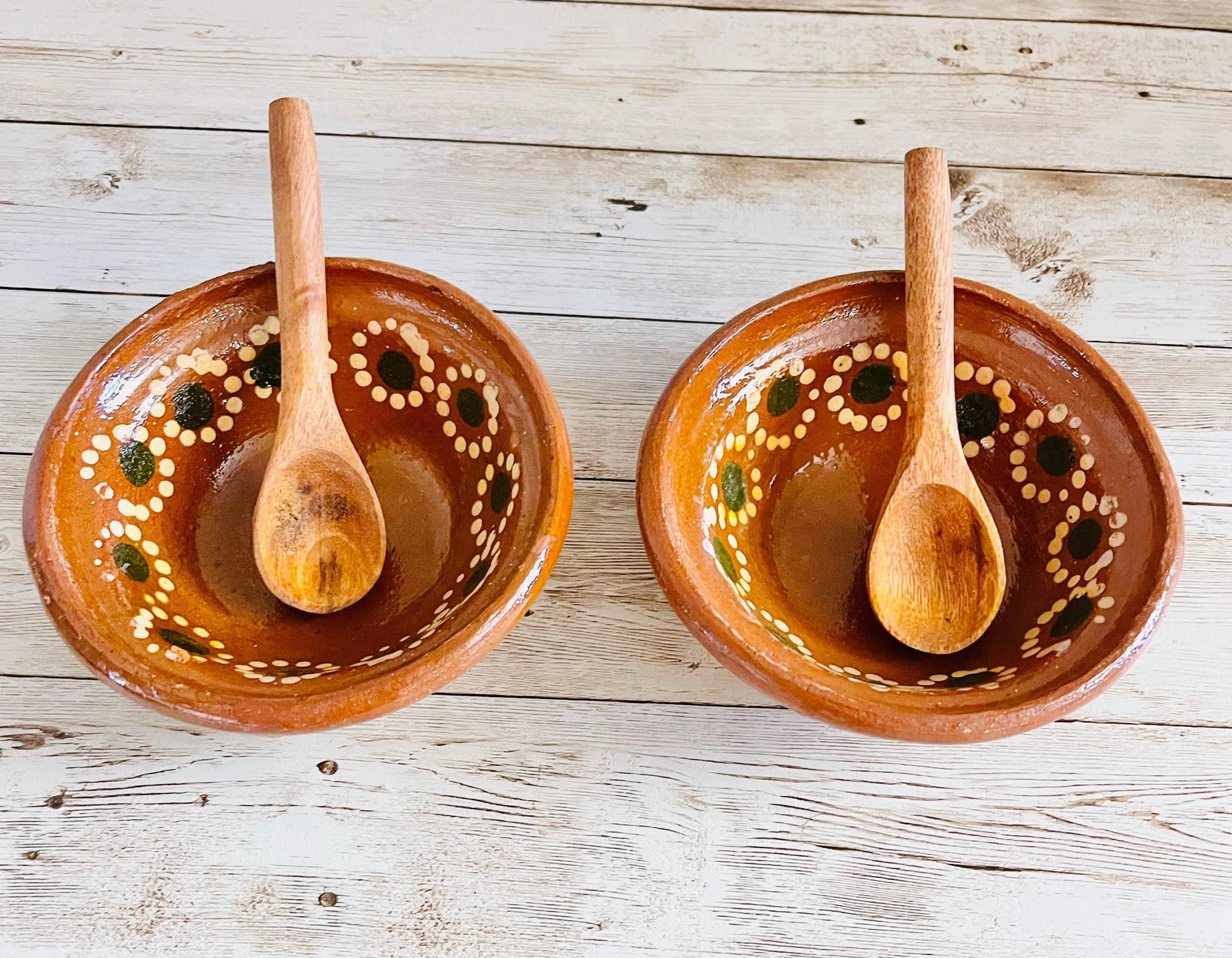 2x Mexican Terra Cota Bowls with Wood Spoon Salsero de Barro con 2 Cucharas de Madera