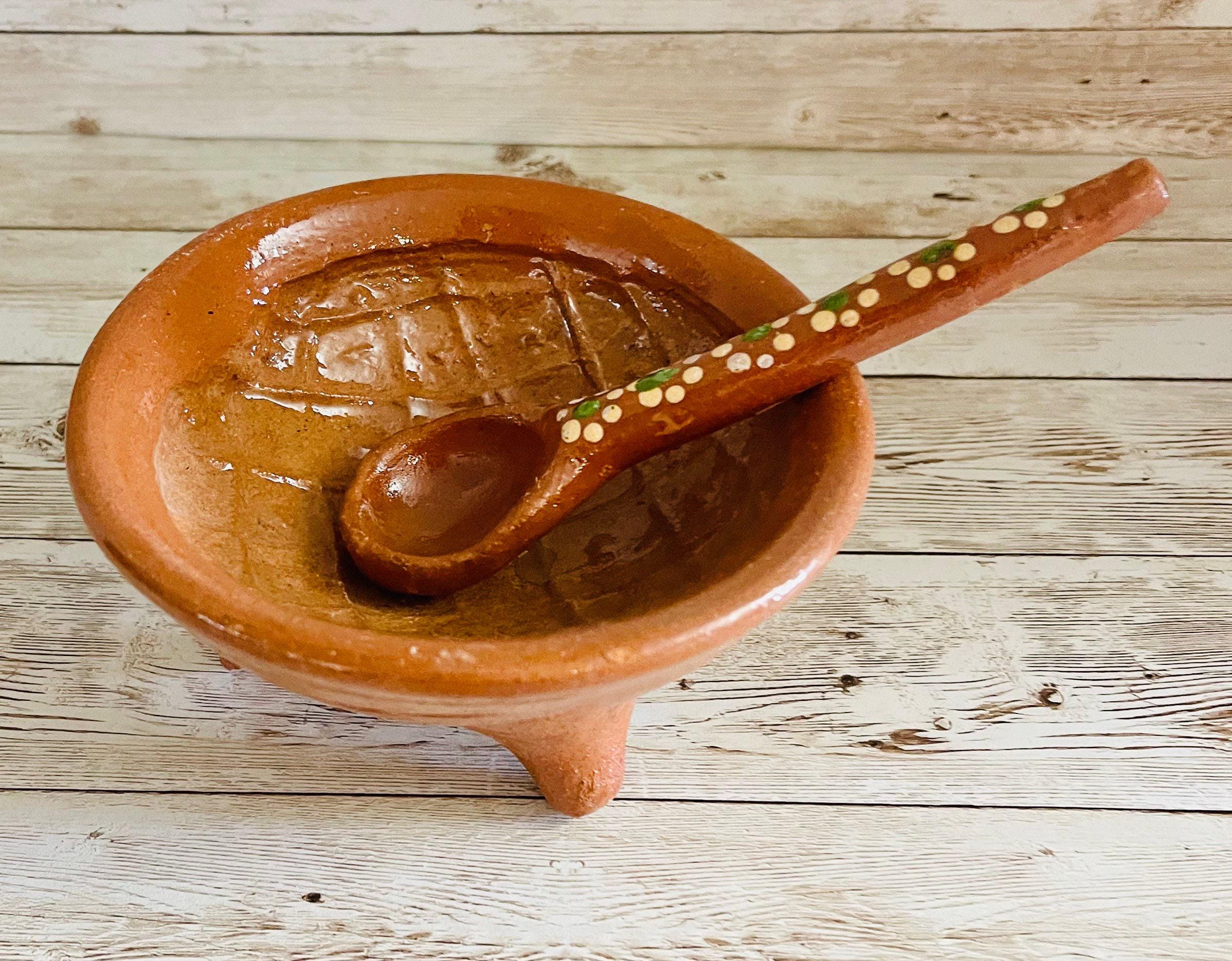 Authentic Mexican Molcajete with Spoon Molcajete Mexicano de Barro con Cuchara