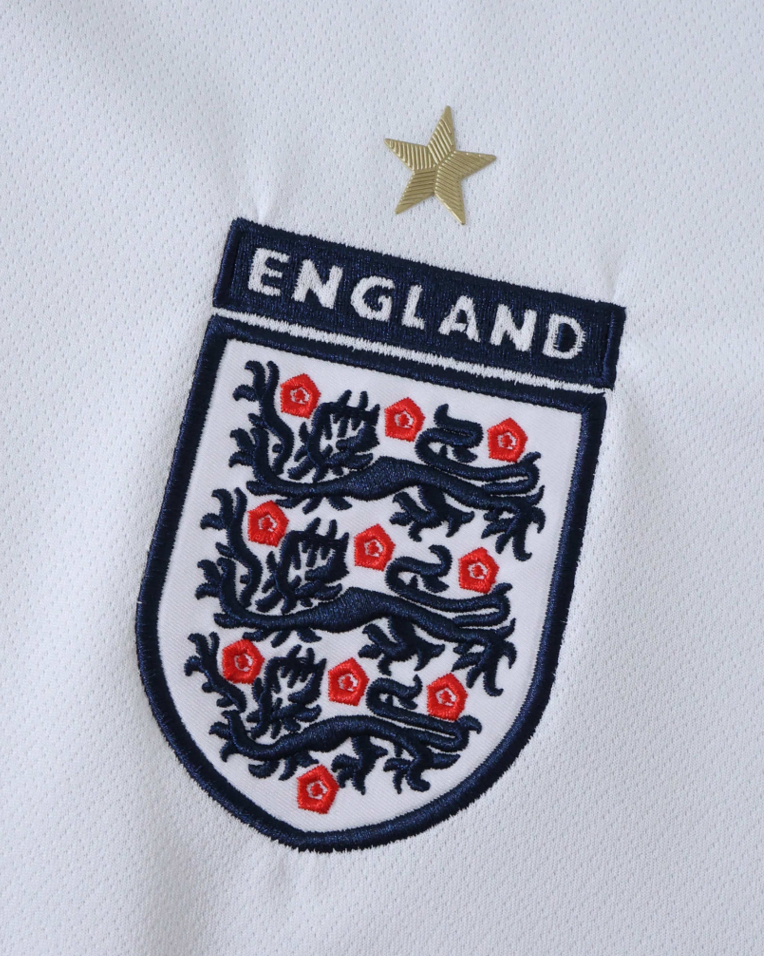 ENGLAND RETRO HOME 2006/07