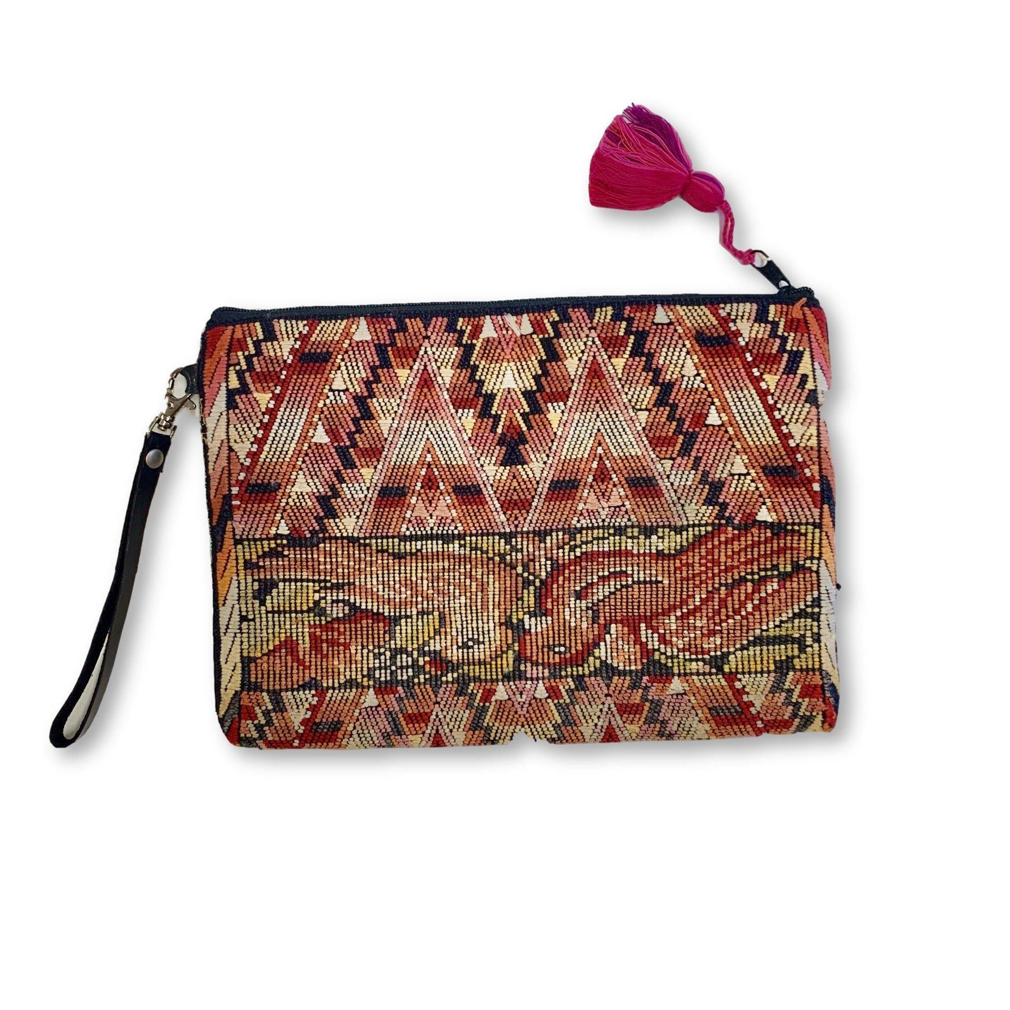 Cartera de pulsera gitana huipil reciclada - Guatemala