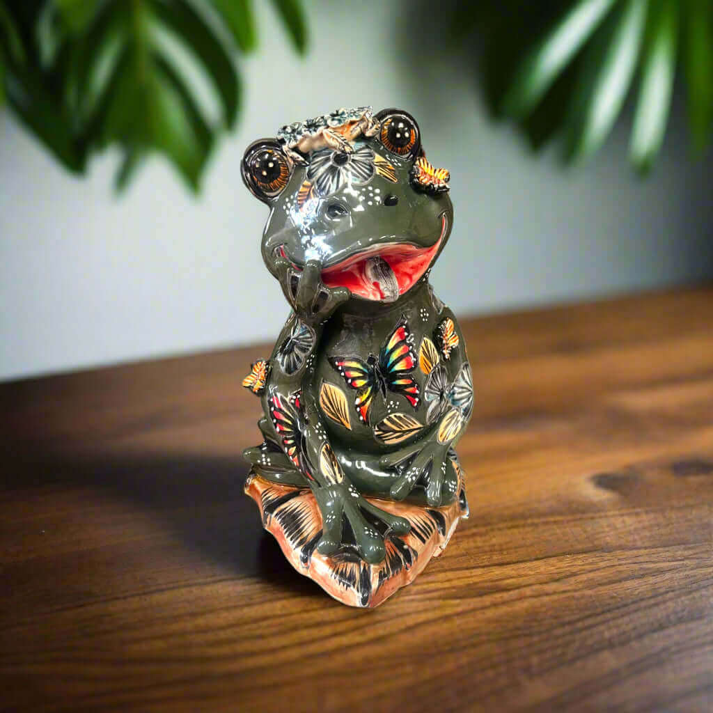 Estatua de Rana Talavera Pintada a Mano | Decoración Mexicana de Animales de Cerámica