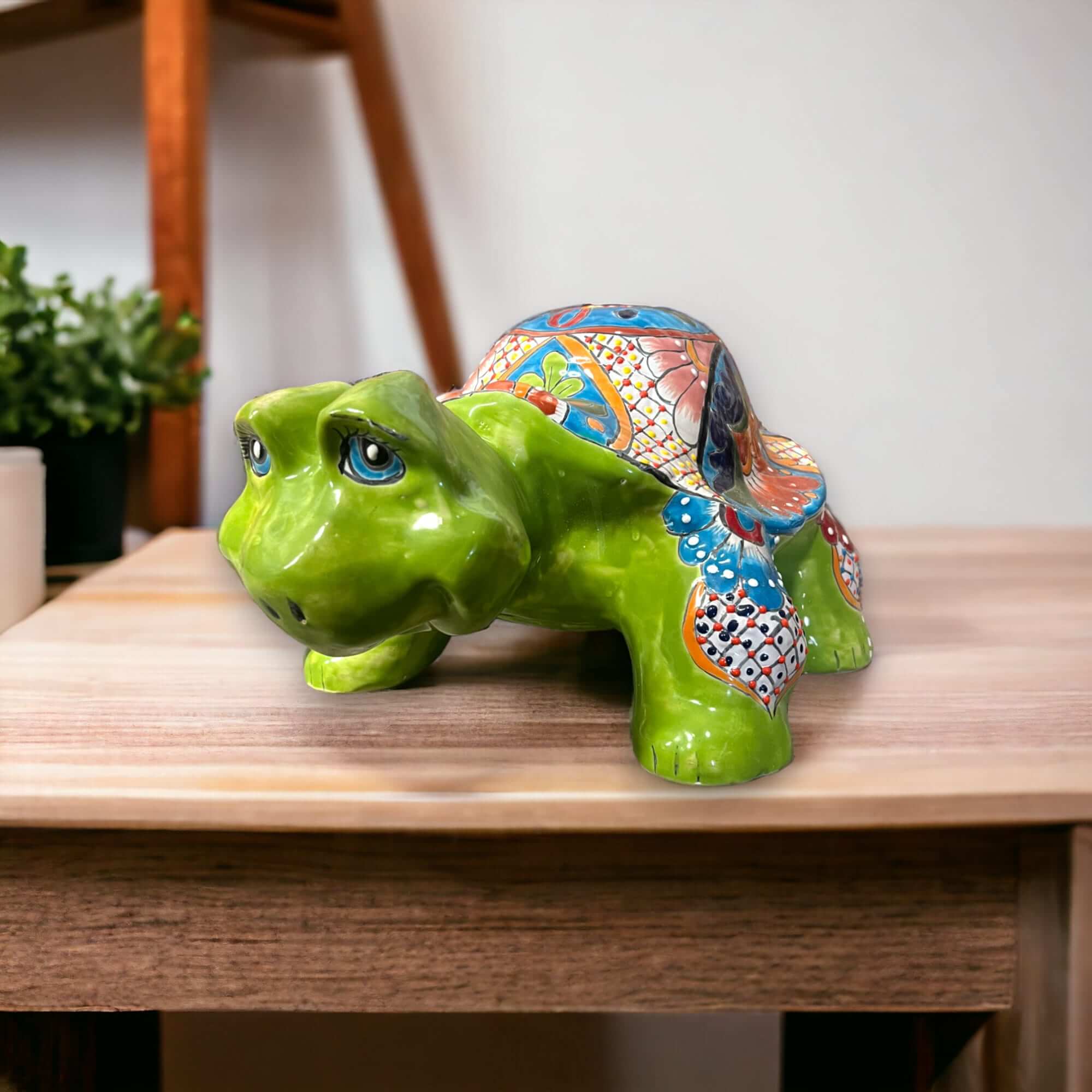 Estatua de tortuga de Talavera | Tortuga de cerámica mexicana pintada a mano