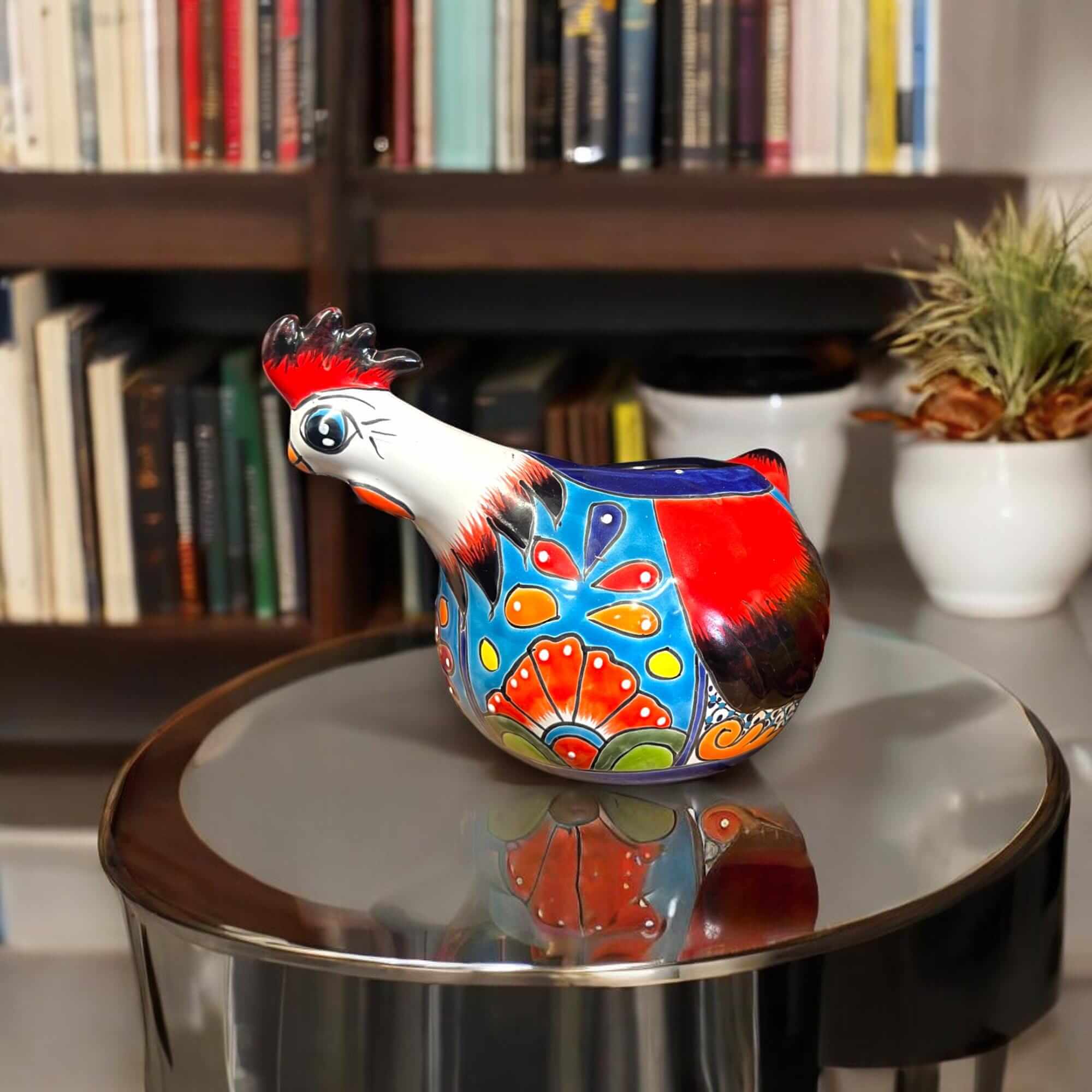 Macetero de Talavera con forma de gallina | Maceta de cerámica mexicana hecha a mano