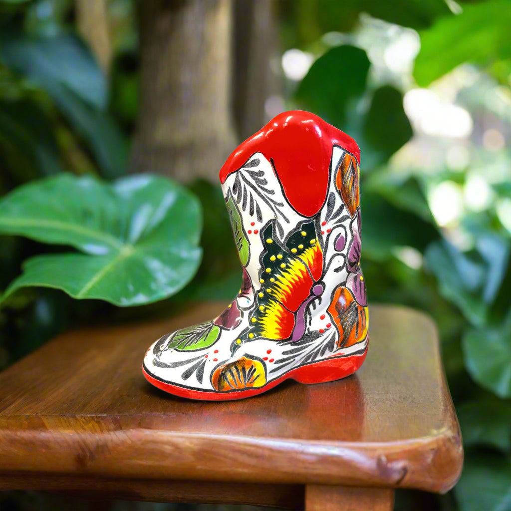 Maceta de Talavera Mexicana pintada a mano en forma de bota | Maceta pequeña de Talavera colorida