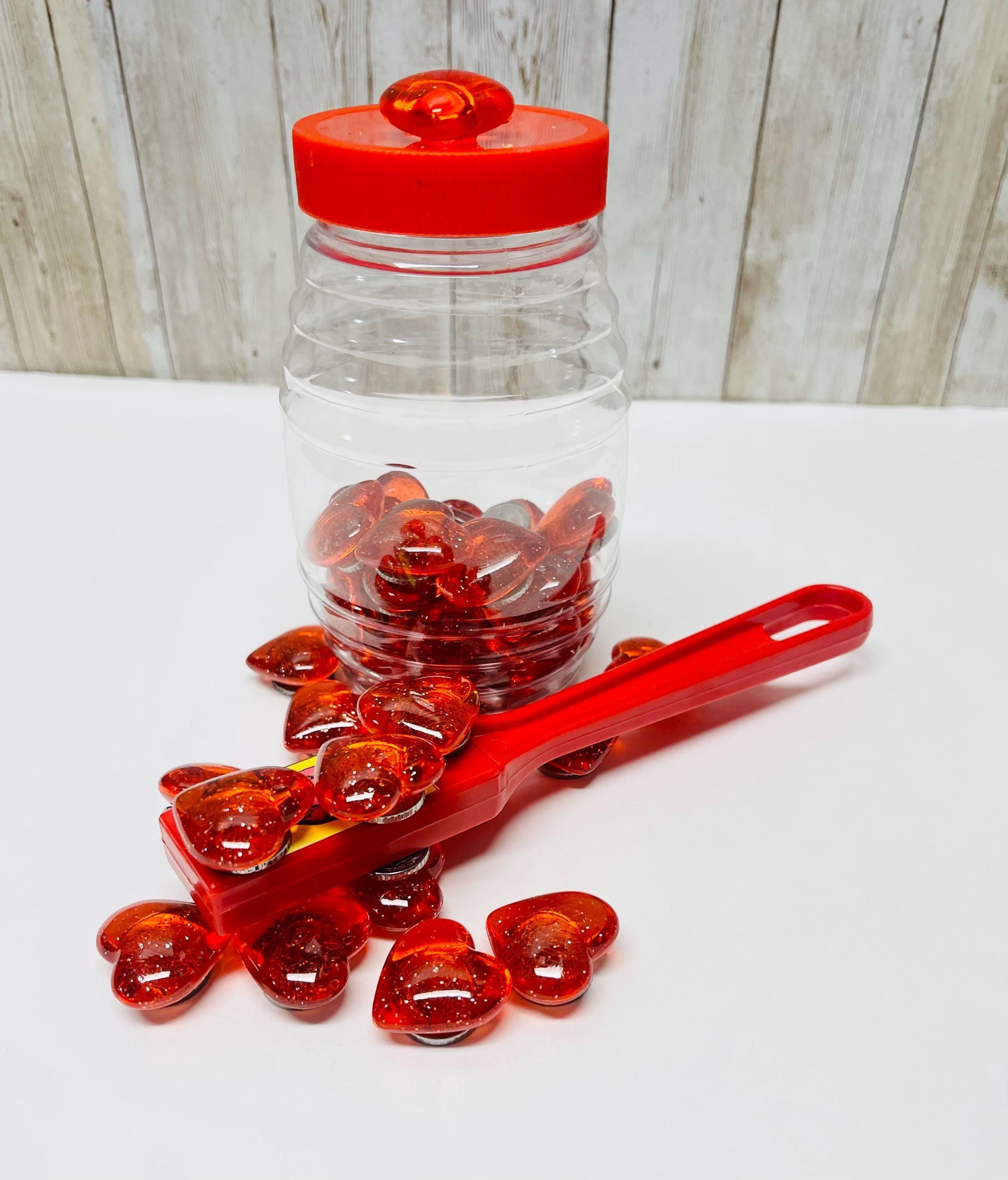 40 Fichas Magneticas de Corazonsitos con Pala Magnetica 40 Magnetic Heart Chips and Wand to Play Bingo