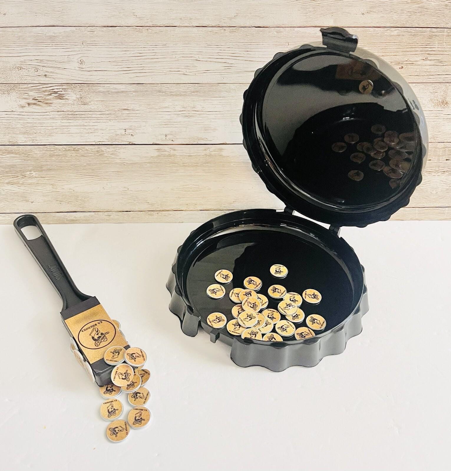 Fichero La Buchona Para Monedas/Fichas Con Pala Magnetica Y 50 Fichas