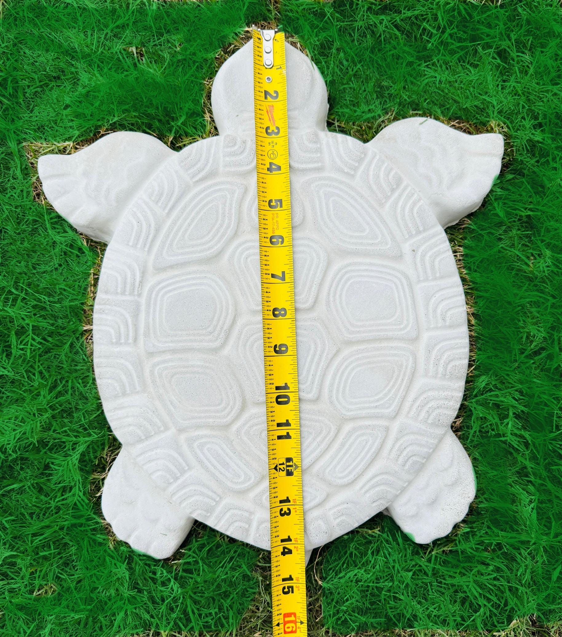 2x Bundle Garden Turtle Stepping Stones Garden Pathway Stepping Stone Outdoor Yard Decoration Cement Paver Lawn and Patio Ornament Bundle