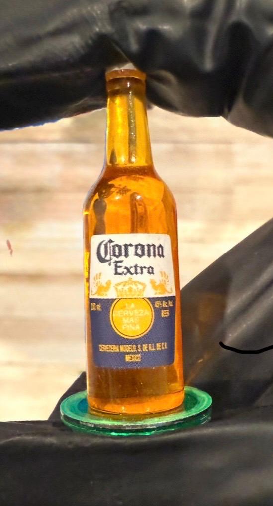 40 Fichas de Resina para Bingo y Pala Magnetica con Fichero de Plastico 40 Resin Chips with Magnetic Wand & Plastic Container