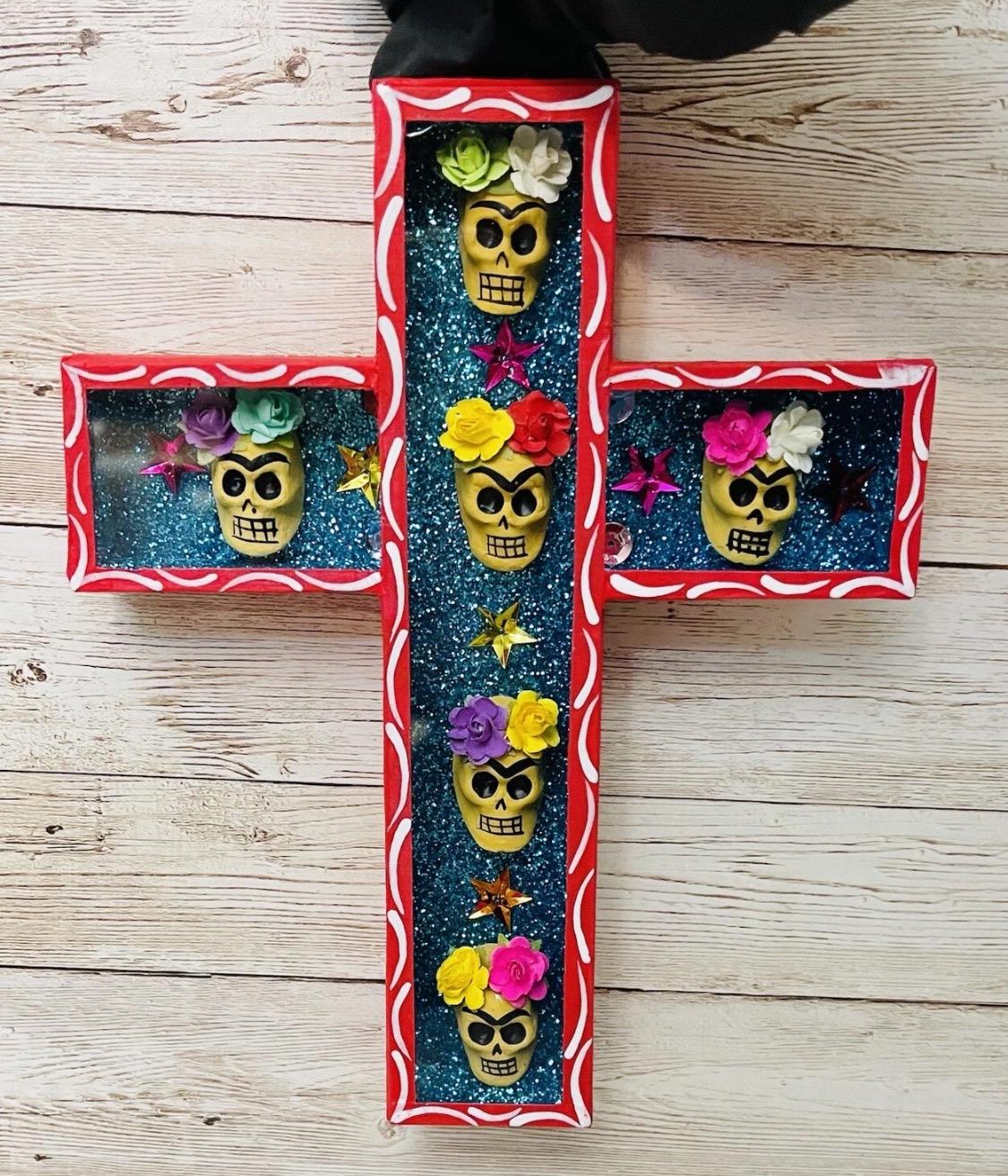 Day of the Dead Sugar Skulls Shadow Box Wall Art Nicho en Cruz de Catrinas Mexicano Decoracion Dia de Muertos