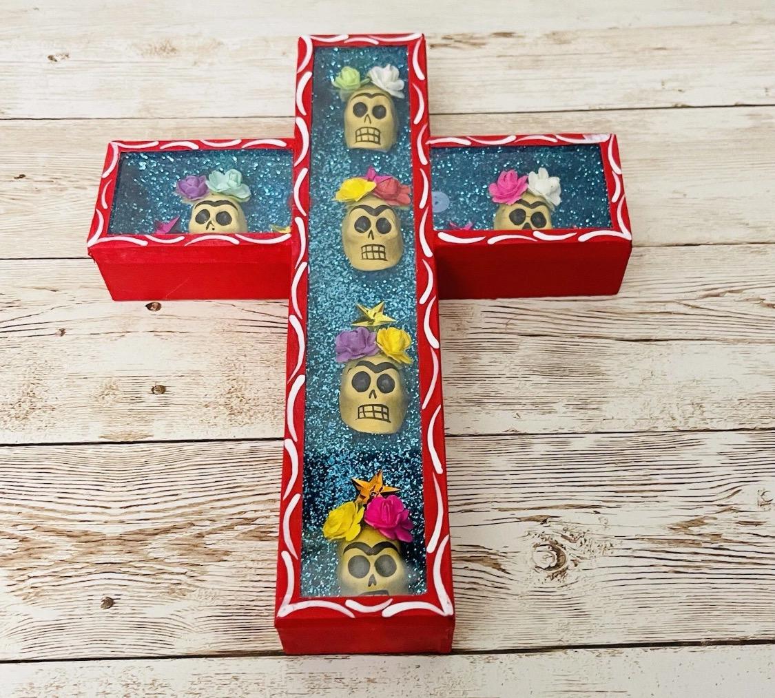 Day of the Dead Sugar Skulls Shadow Box Wall Art Nicho en Cruz de Catrinas Mexicano Decoracion Dia de Muertos