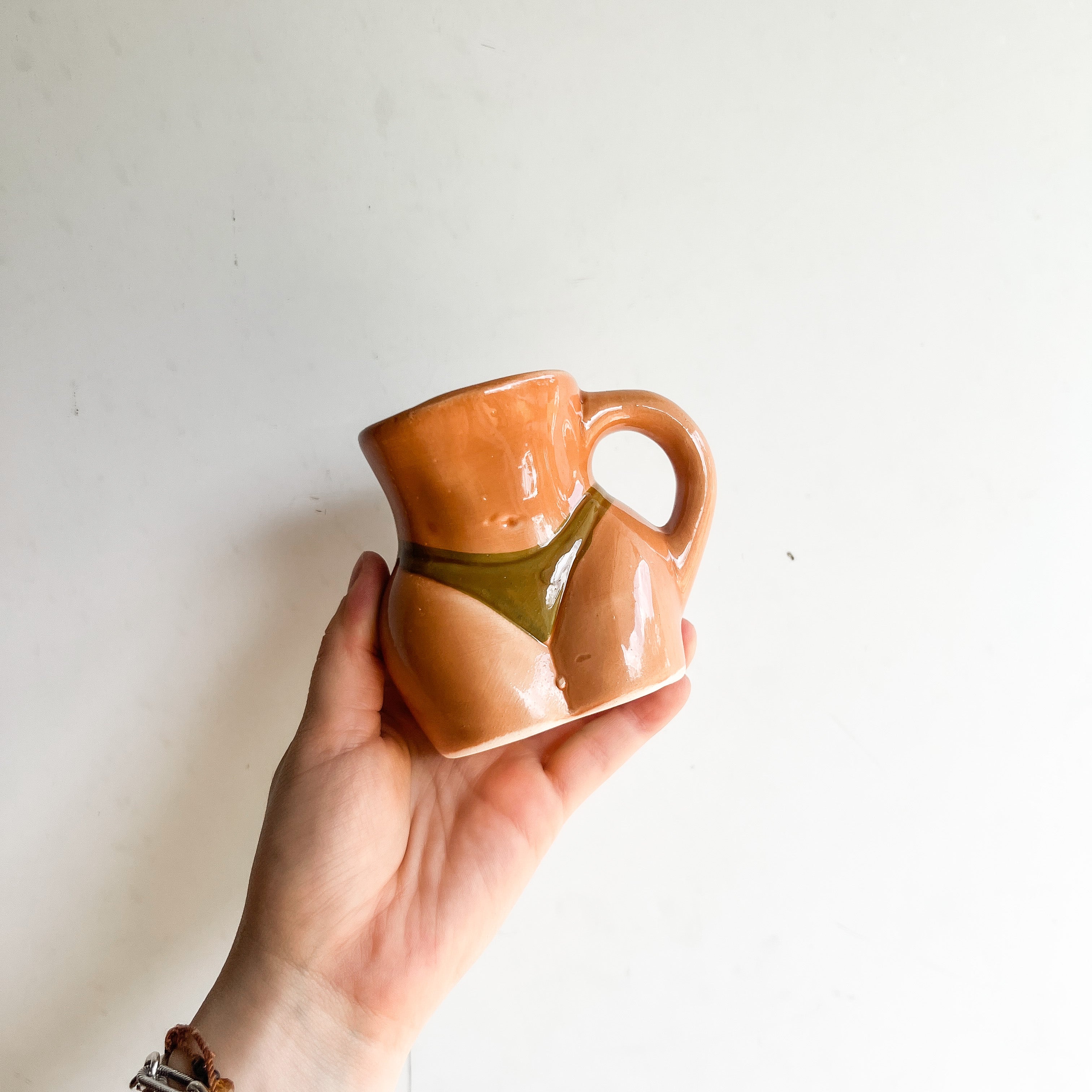 Vaso con forma de cuerpo