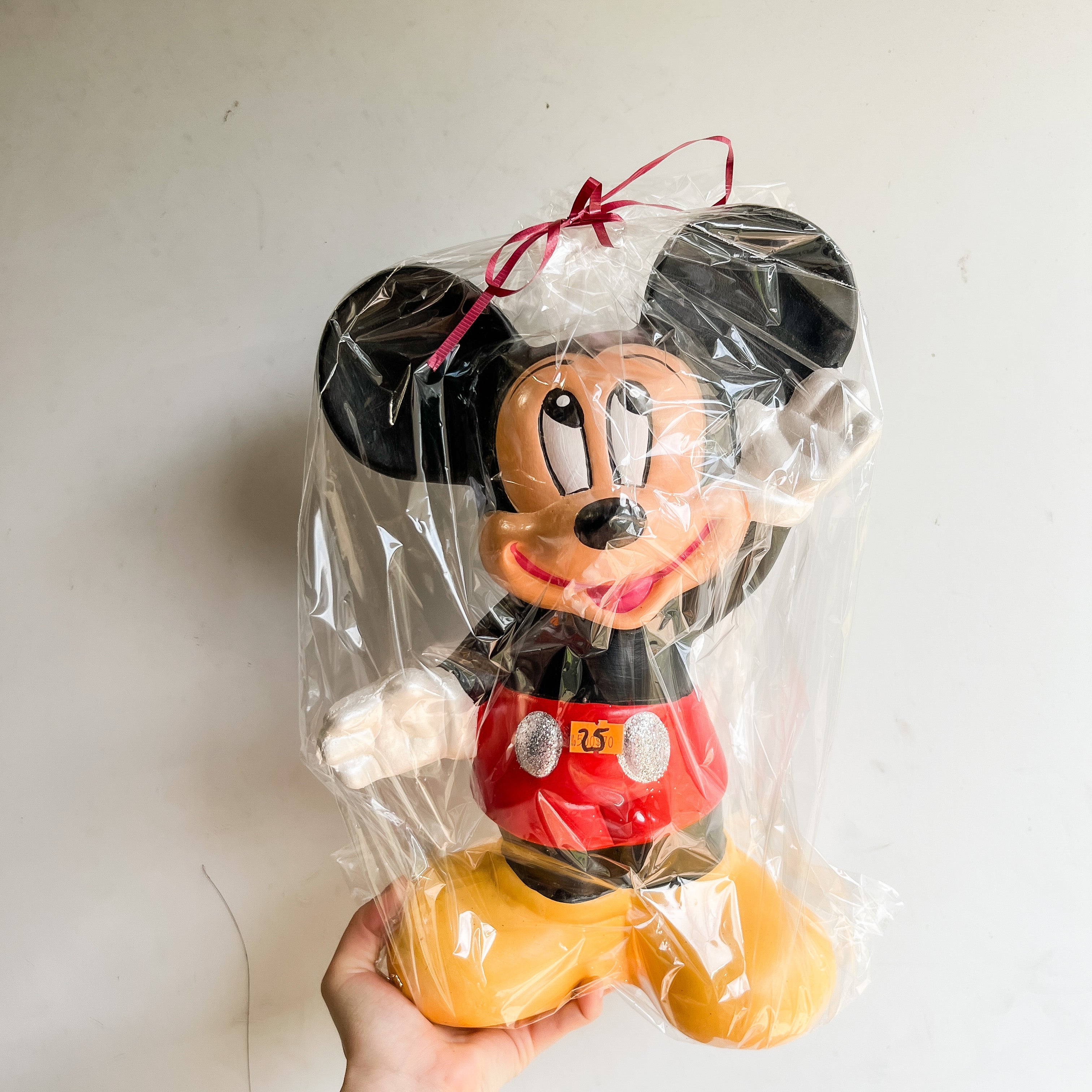 Huchas de Figuras Grandes